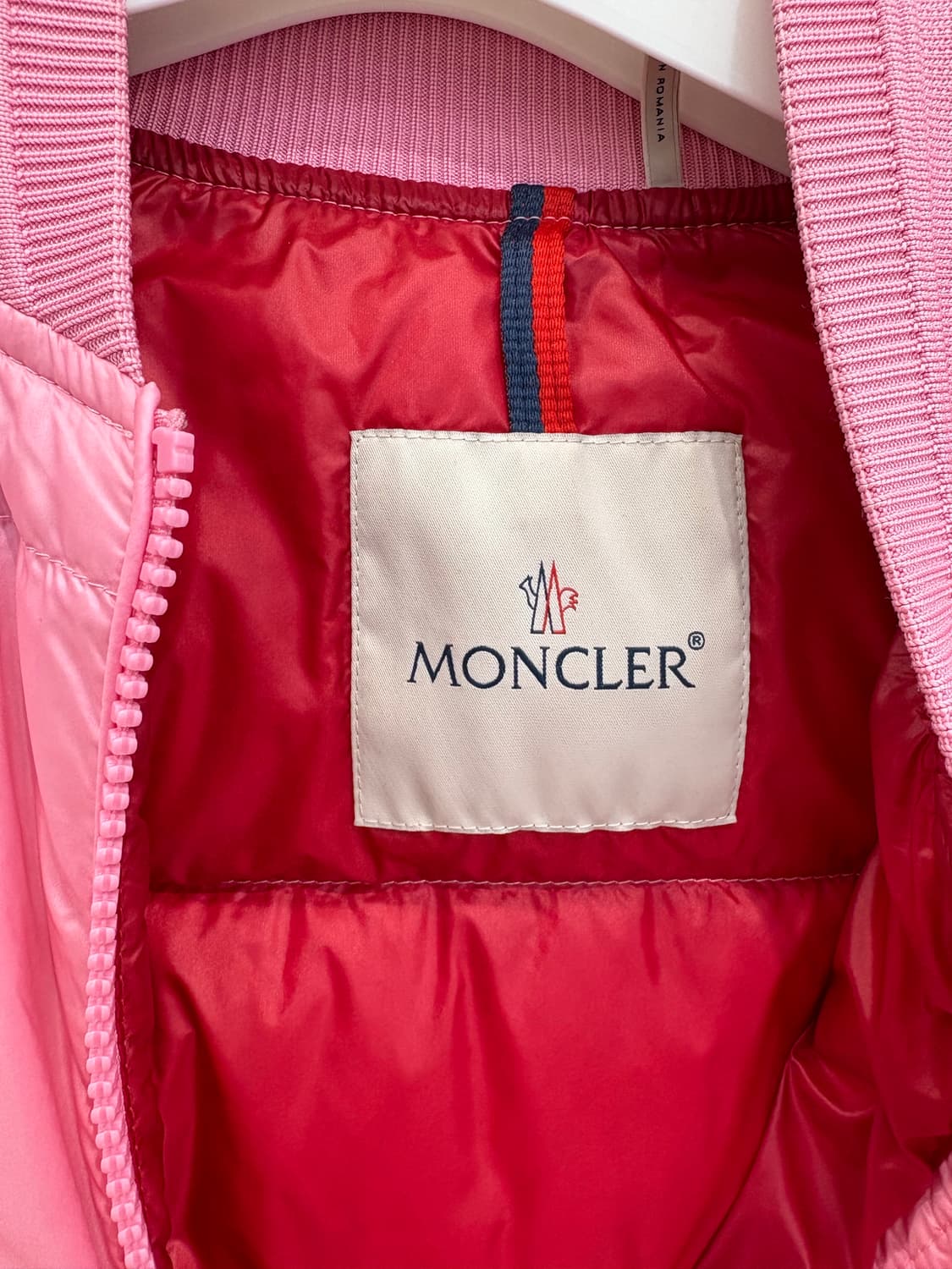 몽클레어 패딩(핑크) 2번착용 상품이미지4