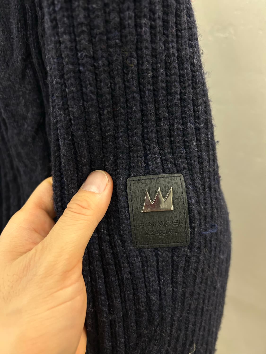 장미쉘바스키아 케이블 니트 집업 가디건 네이비 상품이미지4