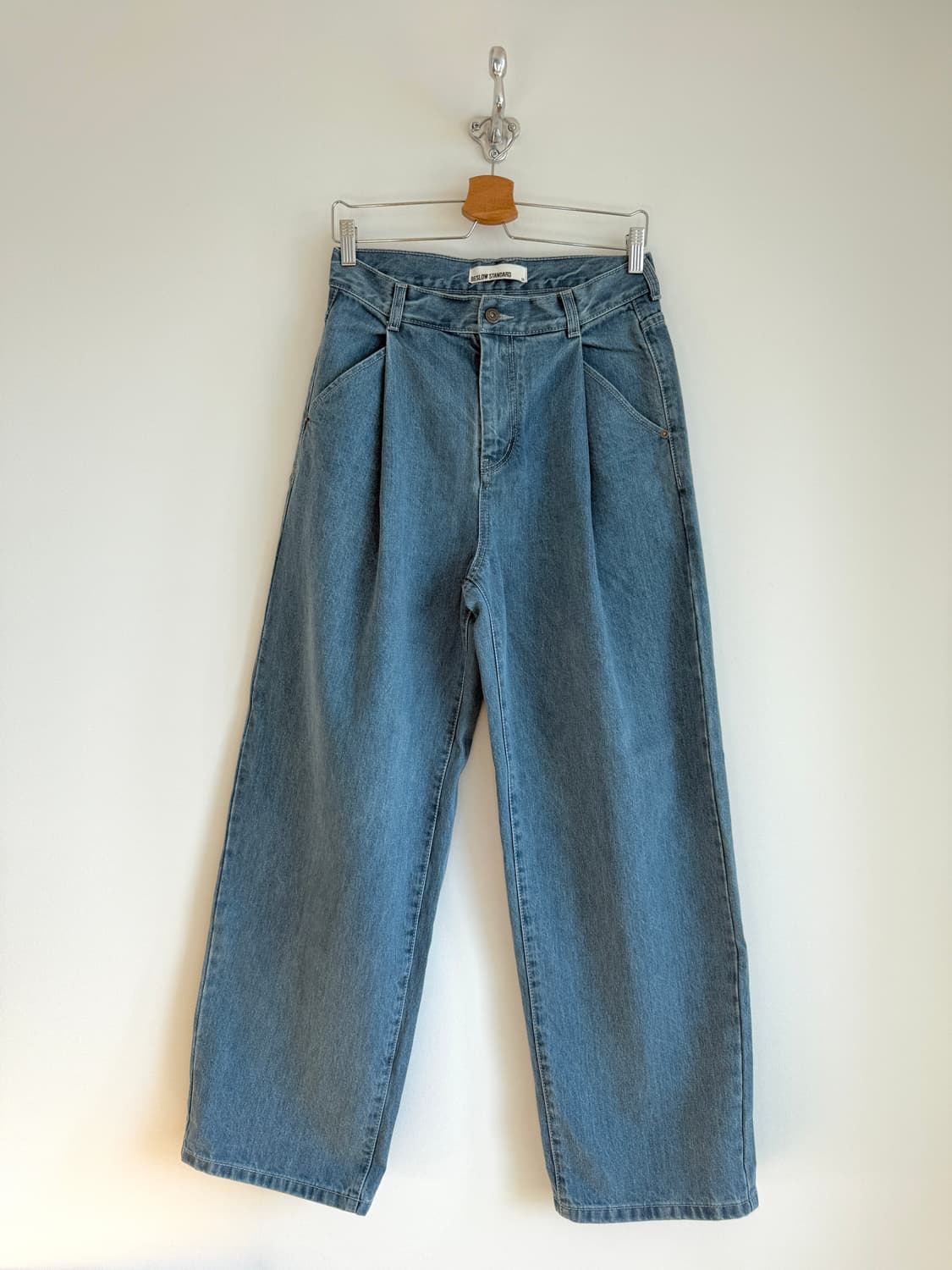 비슬로우(BESLOW) 와일드 데님 팬츠 상품이미지1