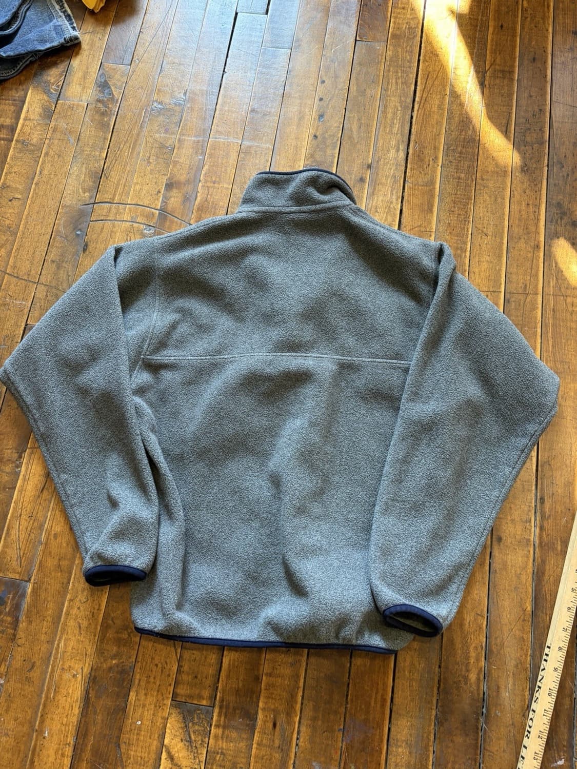 20s 파타고니아 신칠라 스냅-T 그레이/네이비 상품이미지5