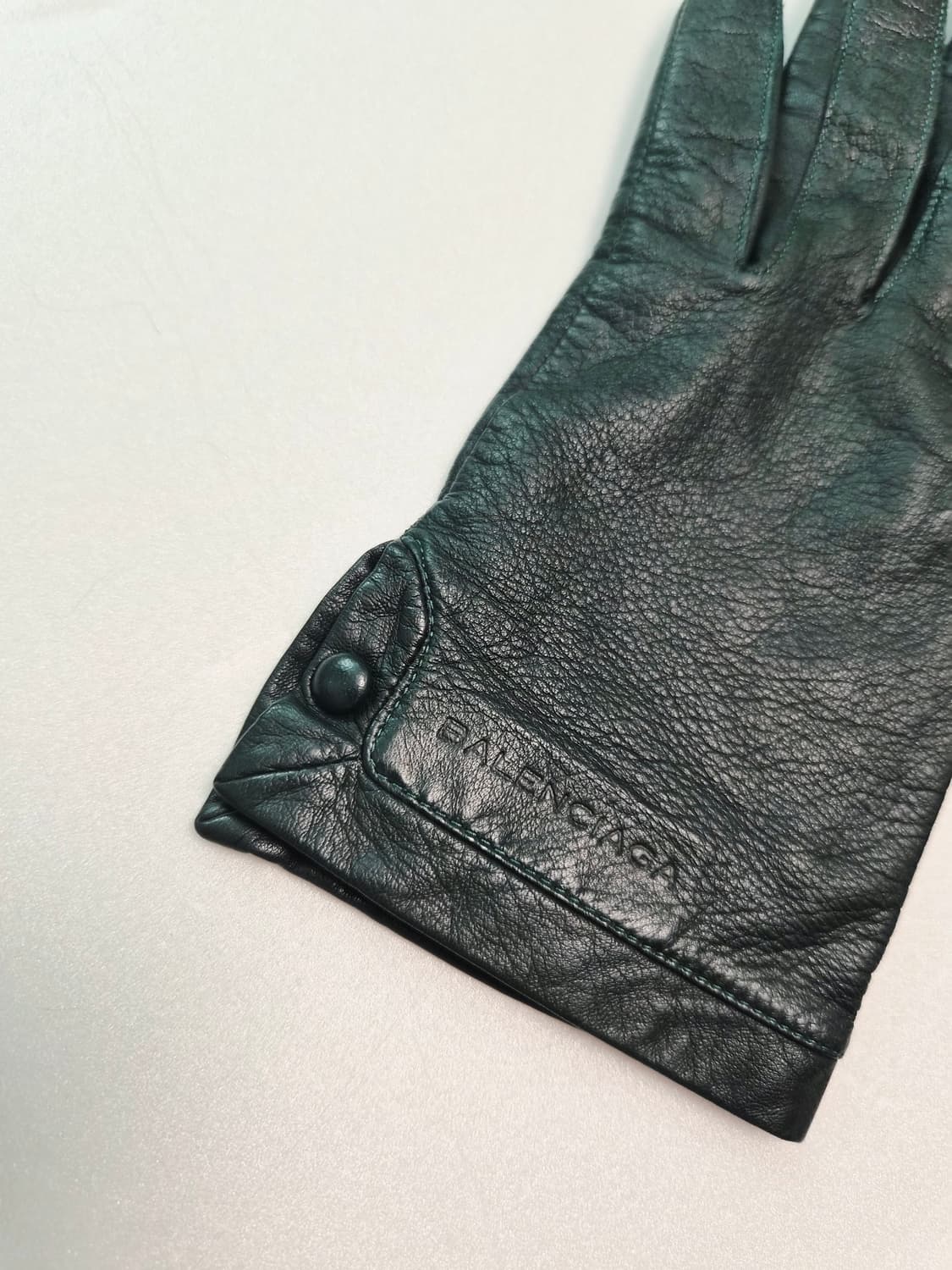 발렌시아가 다크그린 램스킨 여성 장갑 상품이미지6