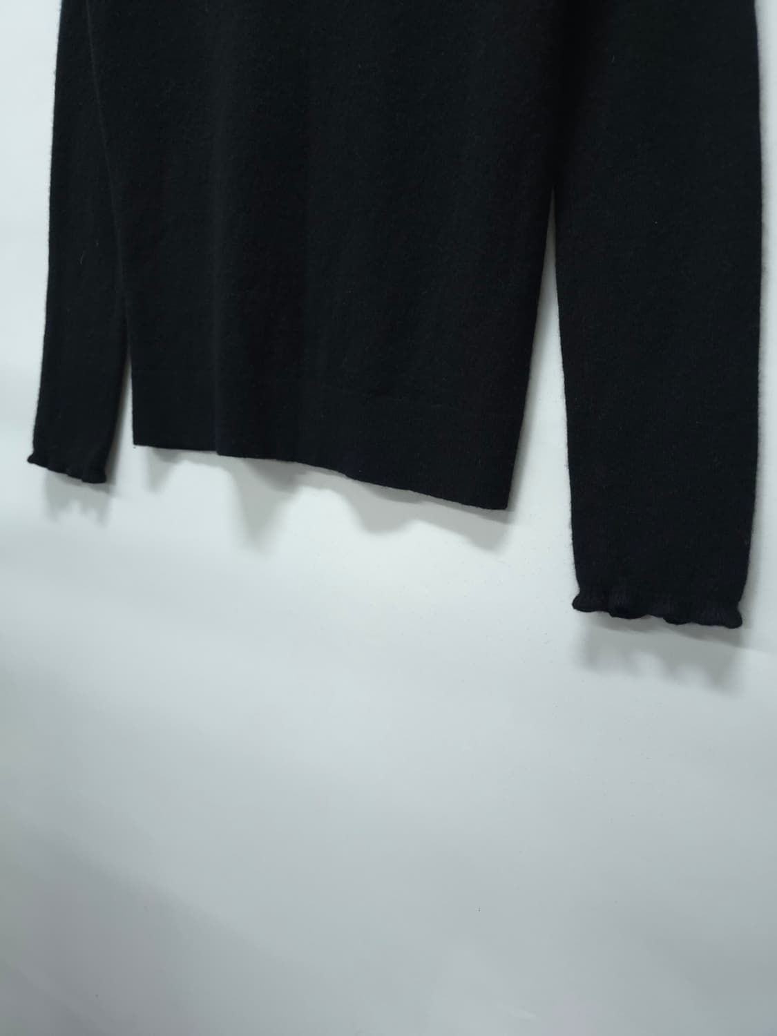 [클럽모나코] 프릴 넥 캐시미어 100% 니트(44) 상품이미지10