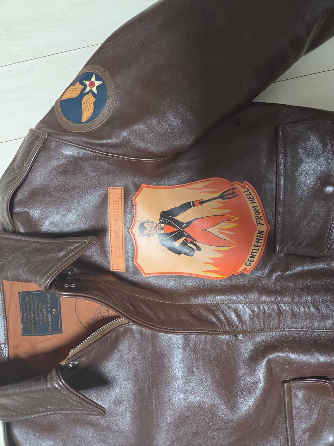 토이즈멕코이 a2자켓 38사이즈 팝니다 상품이미지4