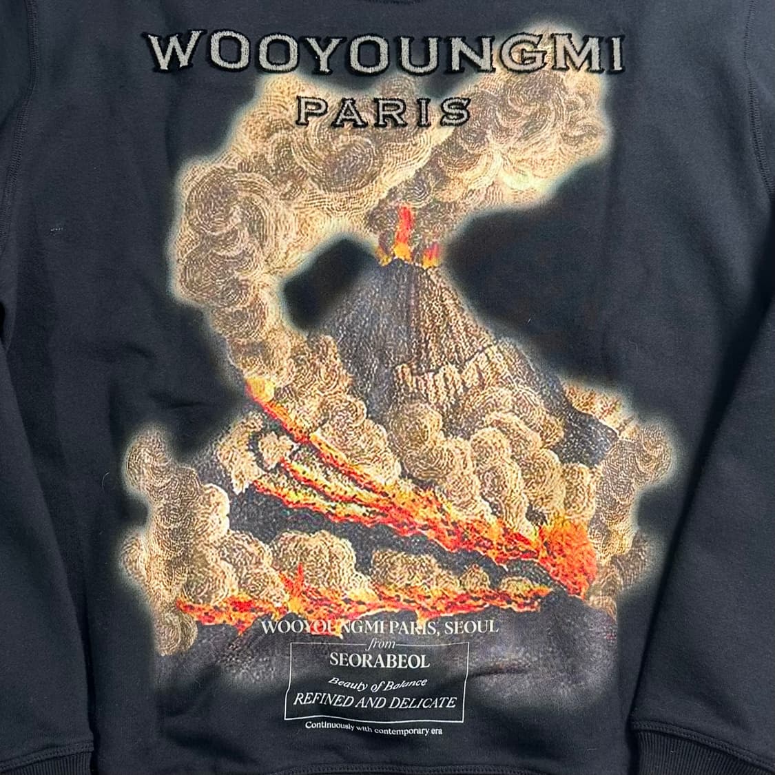 우영미 볼케이노 블랙 맨투맨   상품이미지7