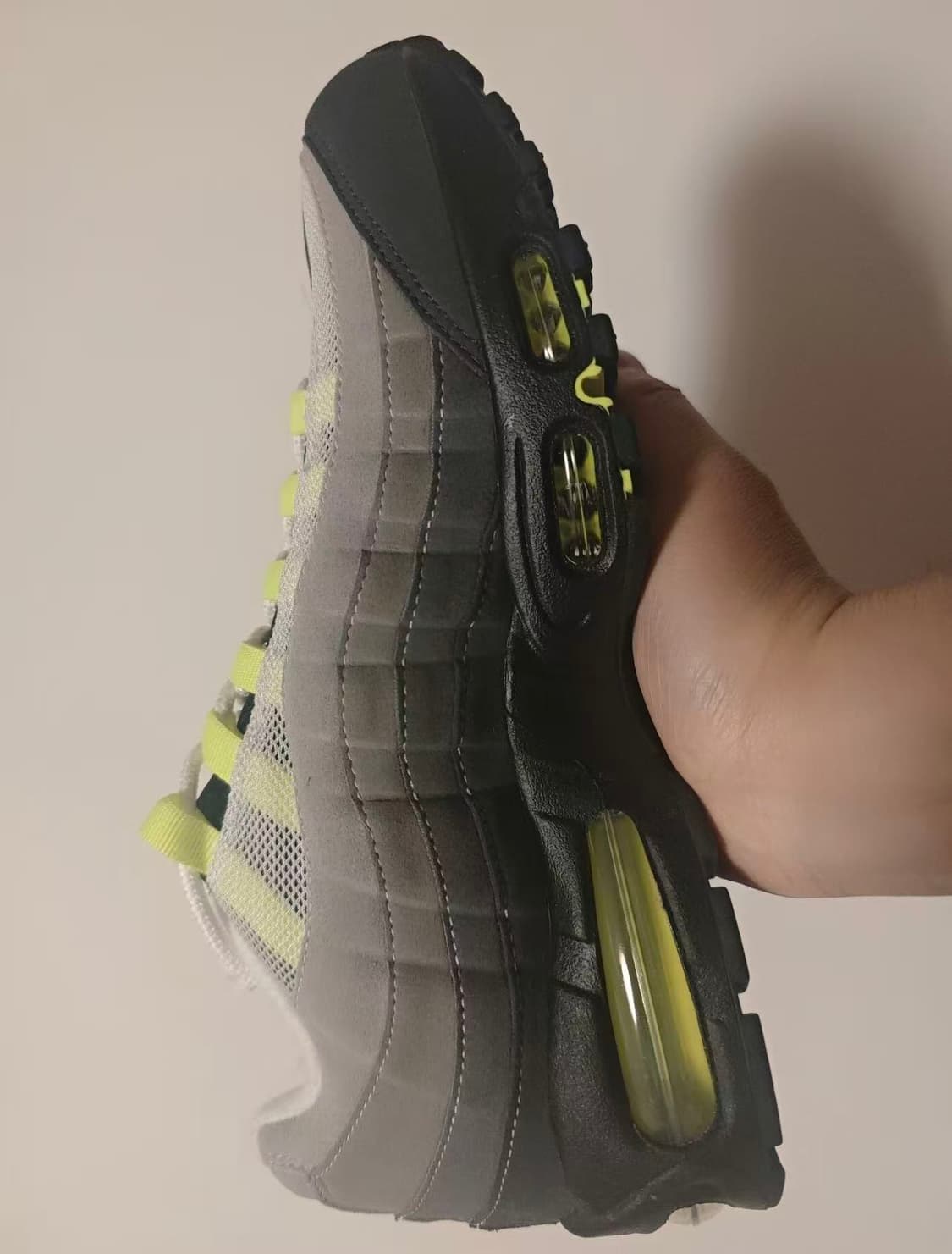 나이키 에어맥스 95 OG 네온 상품이미지4