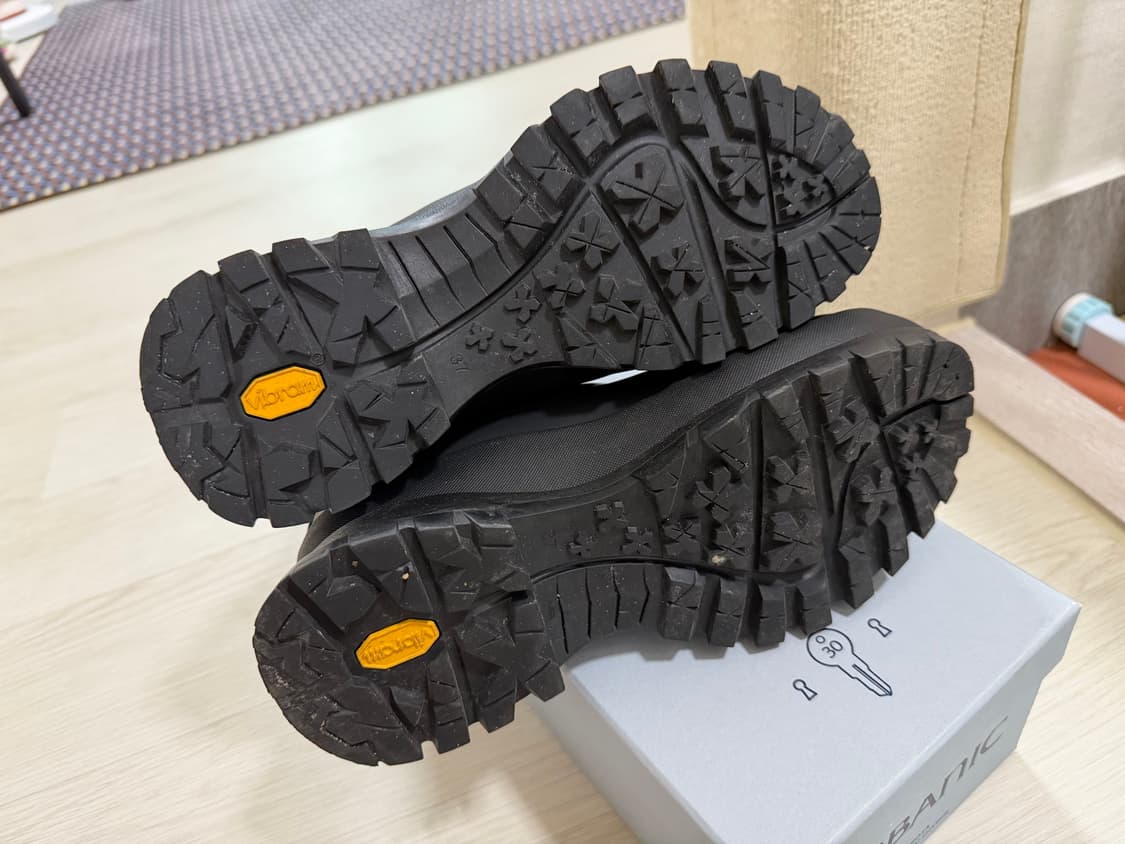 Vibram Chelsea Boots SIZE : M (37) 상품이미지4