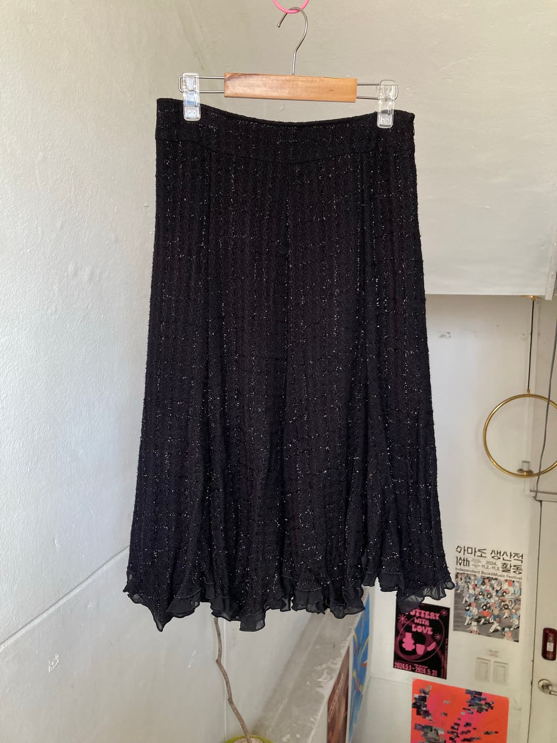 블랙 플레어 미디 스커트 상품이미지1