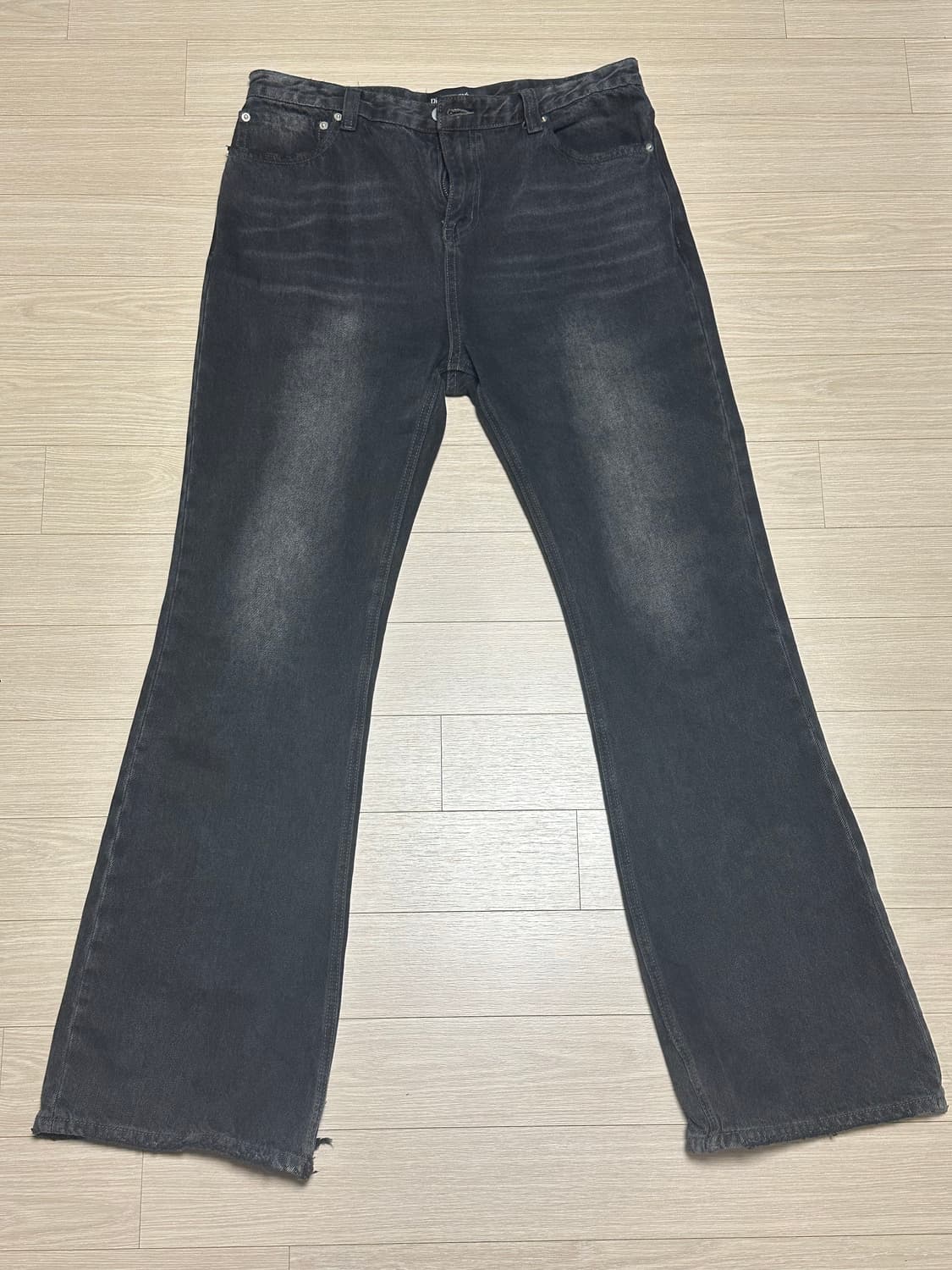 어웬드 플레어 데님 블랙 워싱 진 상품이미지4