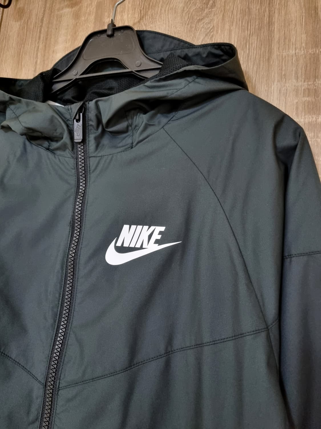 나이키 바람막이 상품이미지2