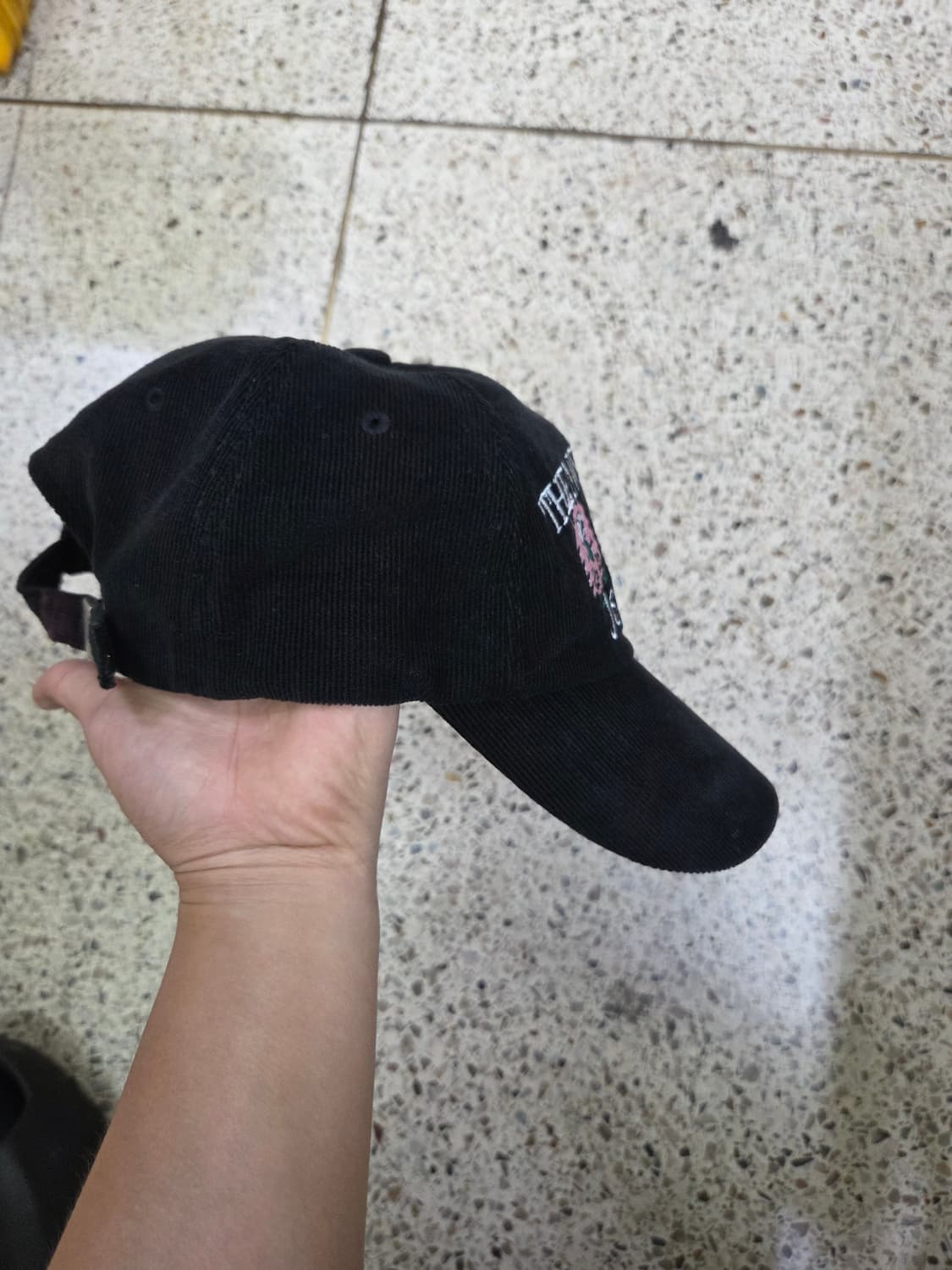 더뮤지엄비지터 존버거맨 볼캡 모자 상품이미지4