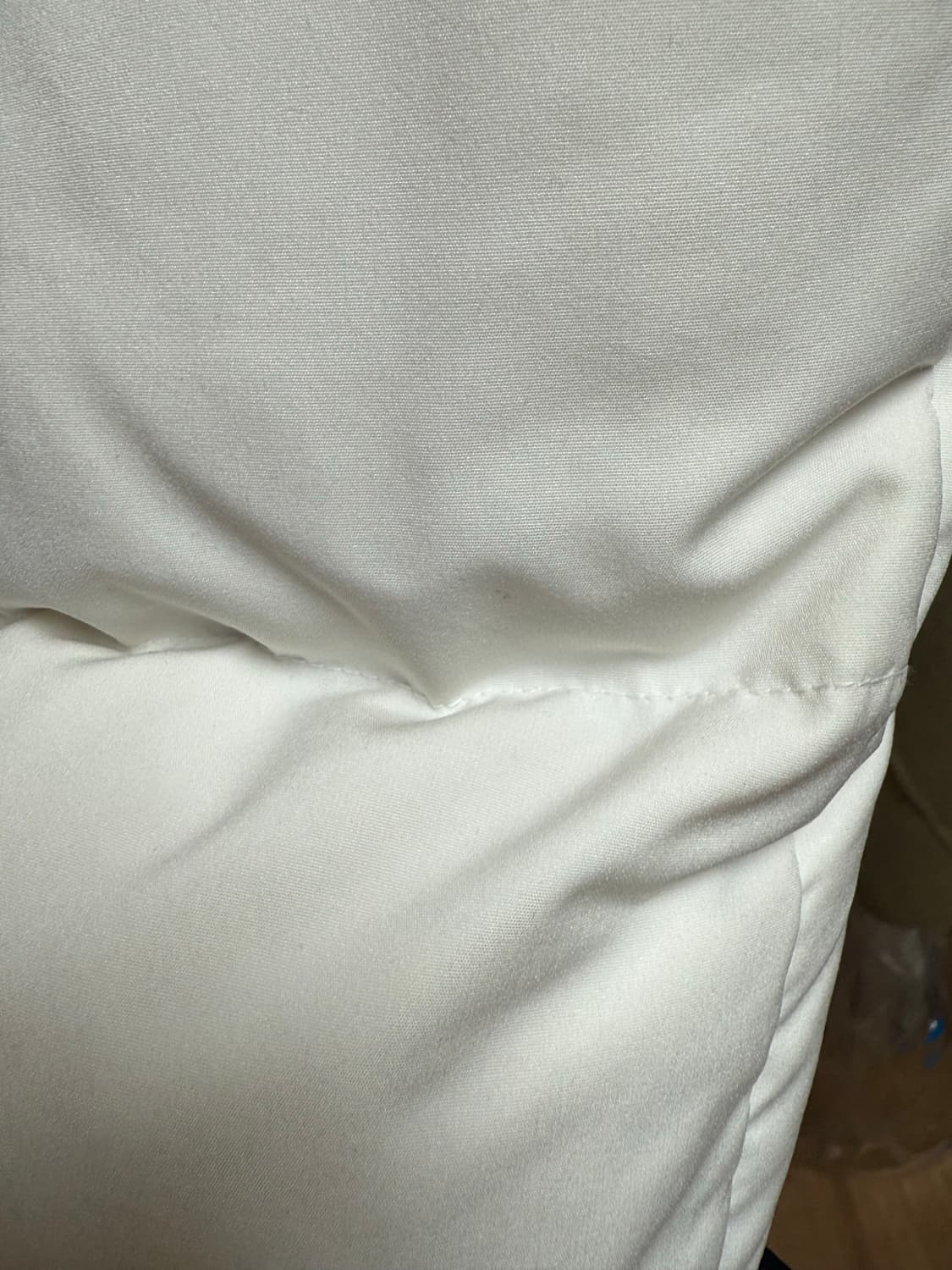 아디다스 화이트 조끼패딩 상품이미지8