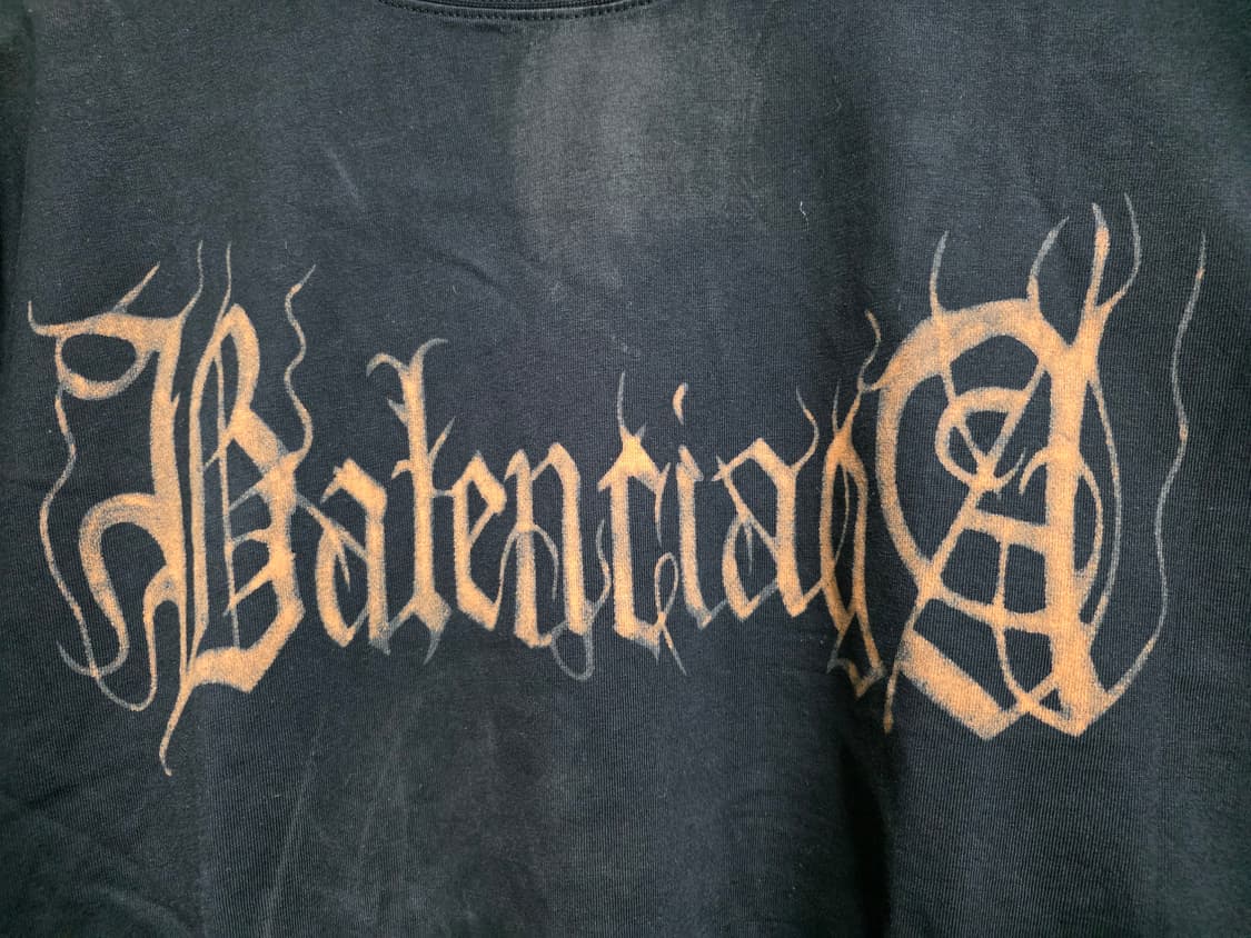 발렌시아가 헤비메탈 롱슬리브 디스트레스드 뎀나 상품이미지3