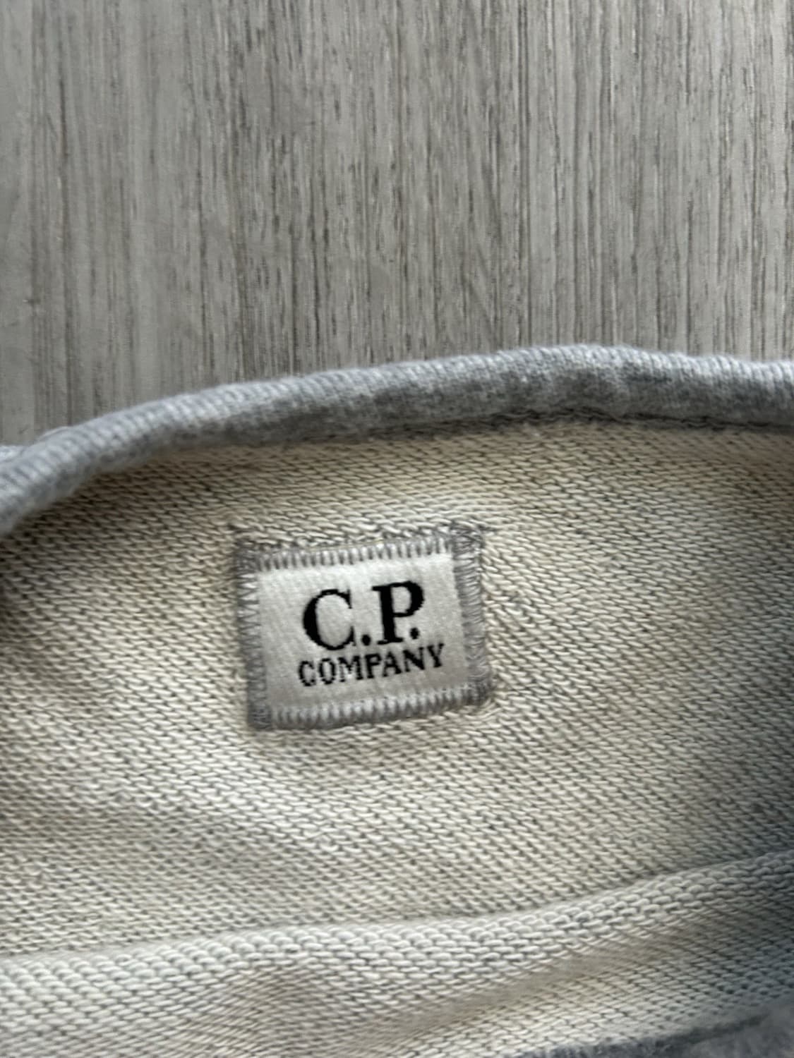 CP컴퍼니 맨투맨 상품이미지2