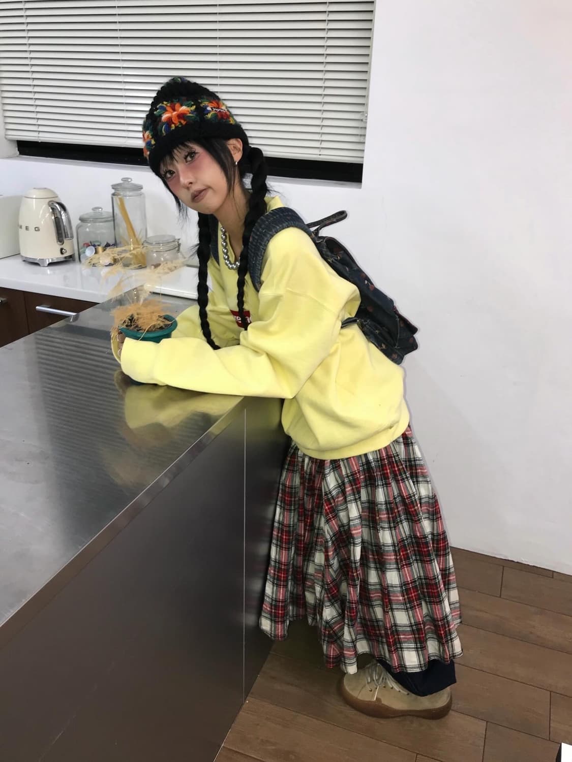 Supreme Box Logo Crewneck Pale Yellow - 상품이미지5