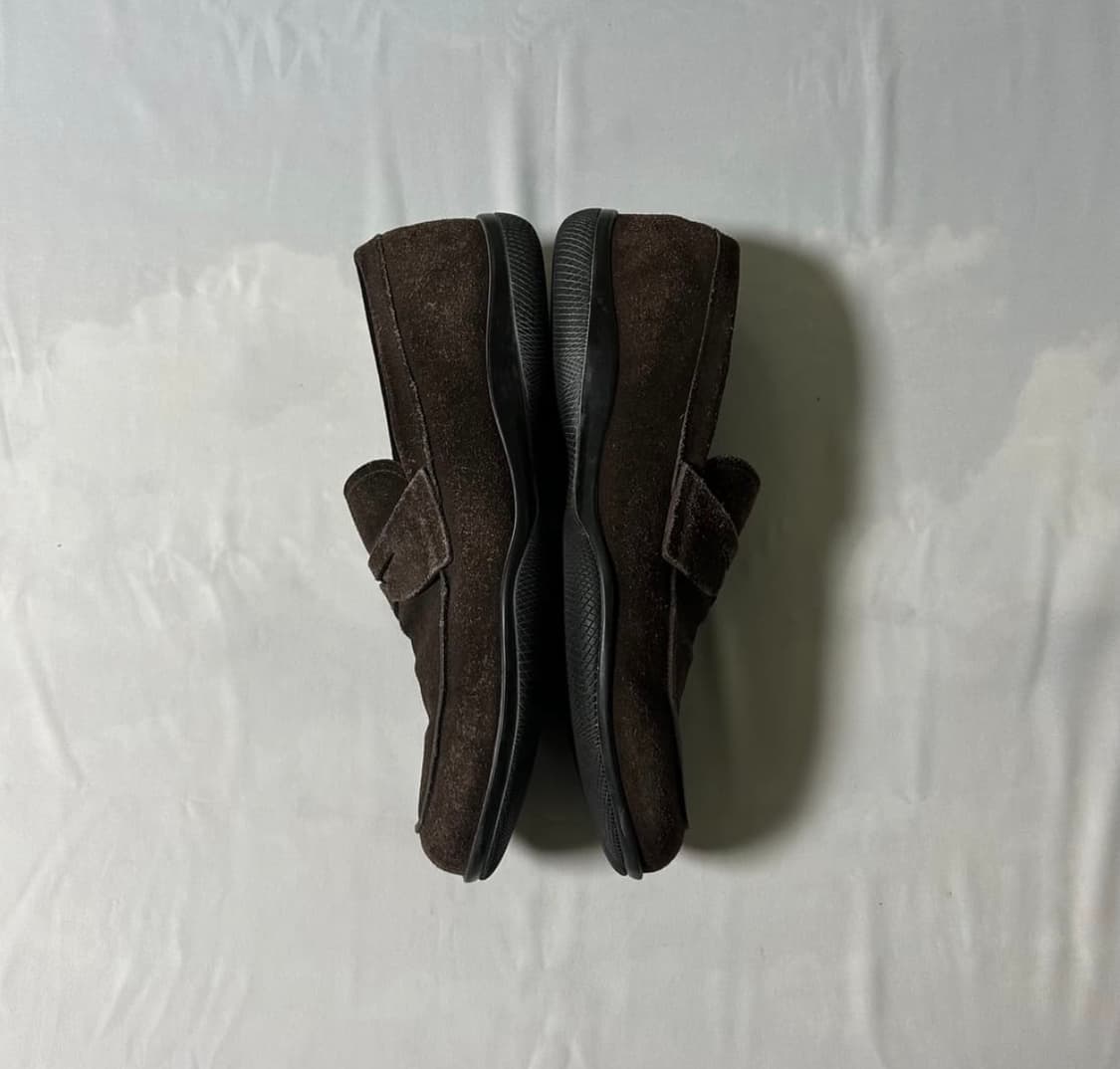 Prada sports suede dark brown loafers 상품이미지4