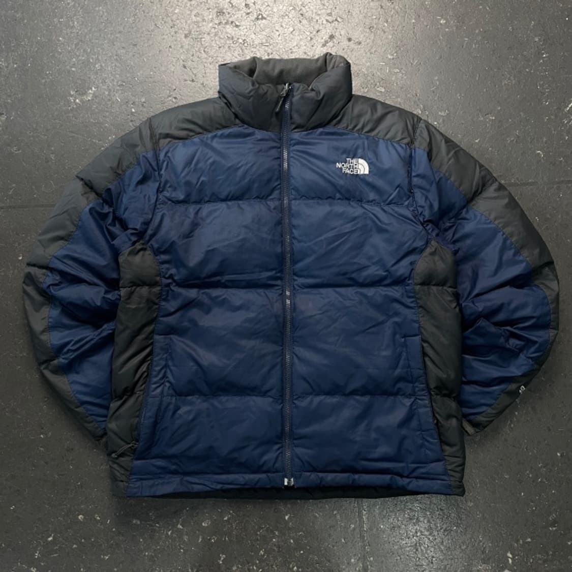 100 노스페이스 아콘카구아 550 패딩  상품이미지1