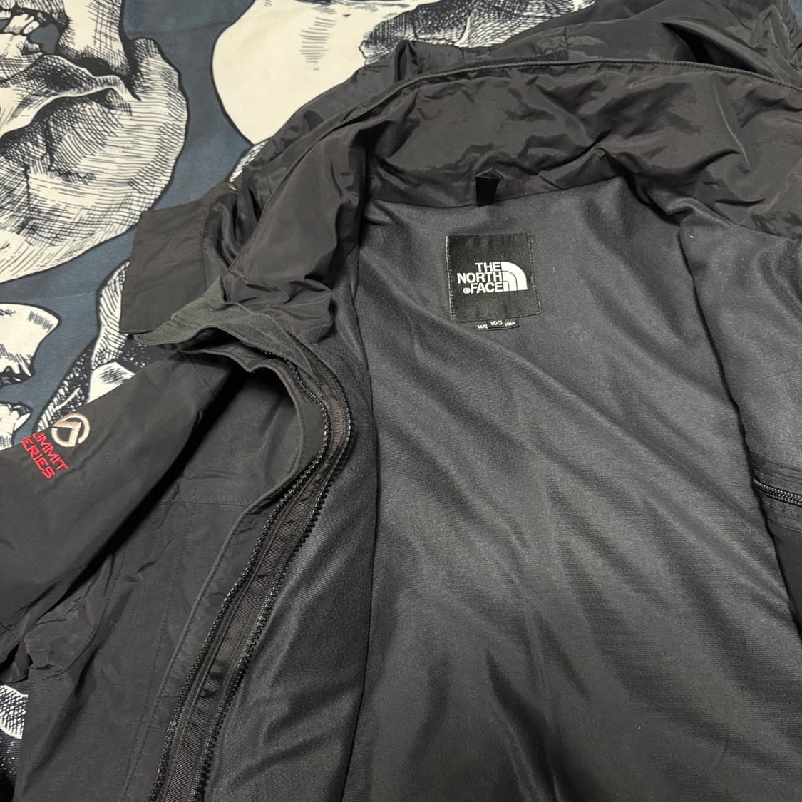 노스페이스 고어텍스 바람막이 105 사이즈  상품이미지3