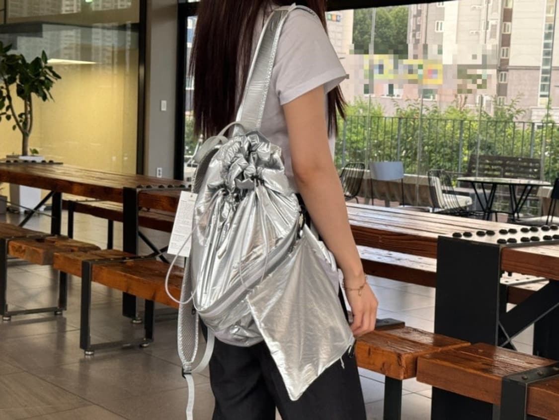 새상품) 아카이브앱크 실버 백팩 상품이미지1