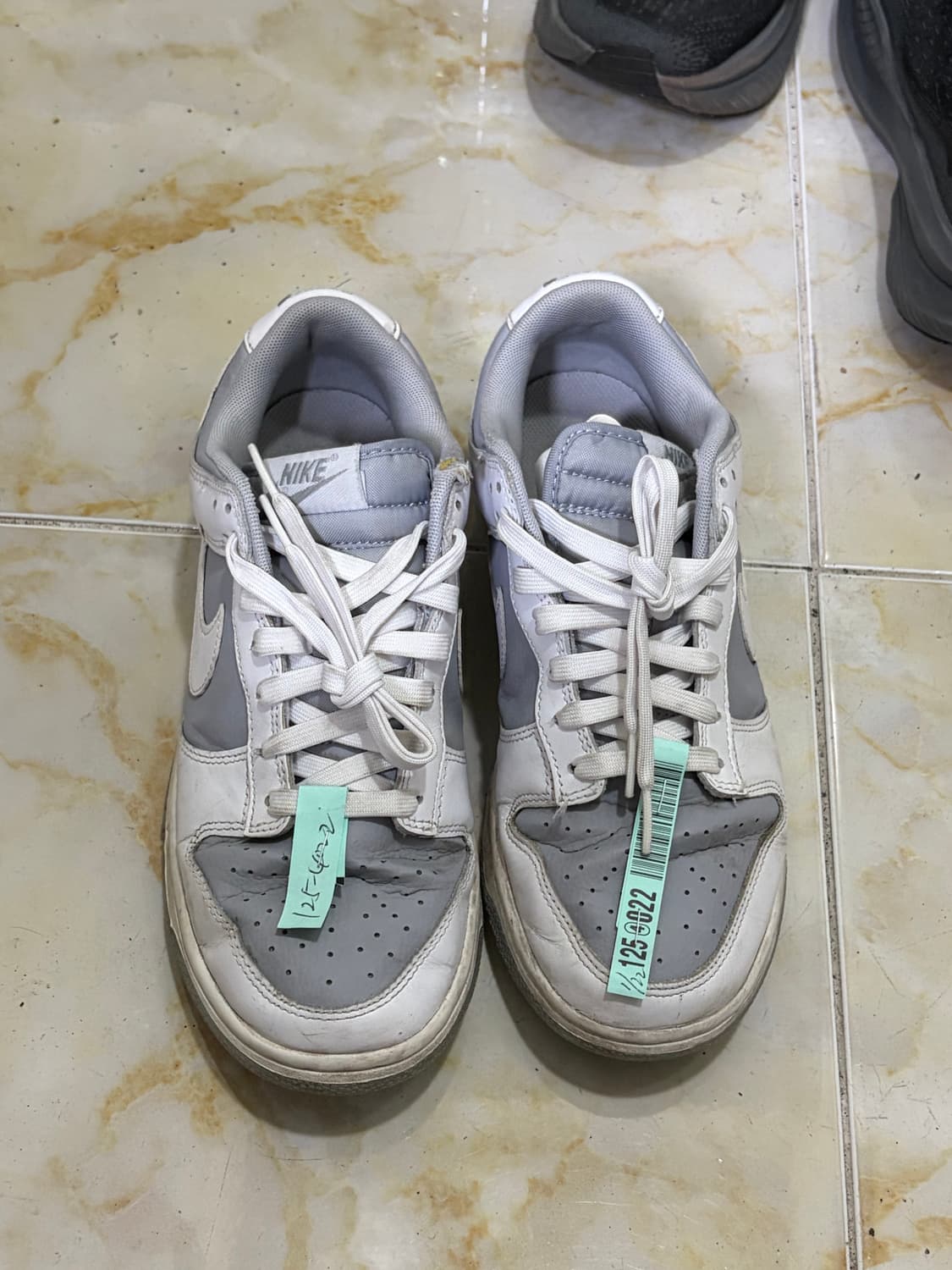 나이키 덩크 로우 레트로 화이트 뉴트럴 그레이 (260) 상품이미지5