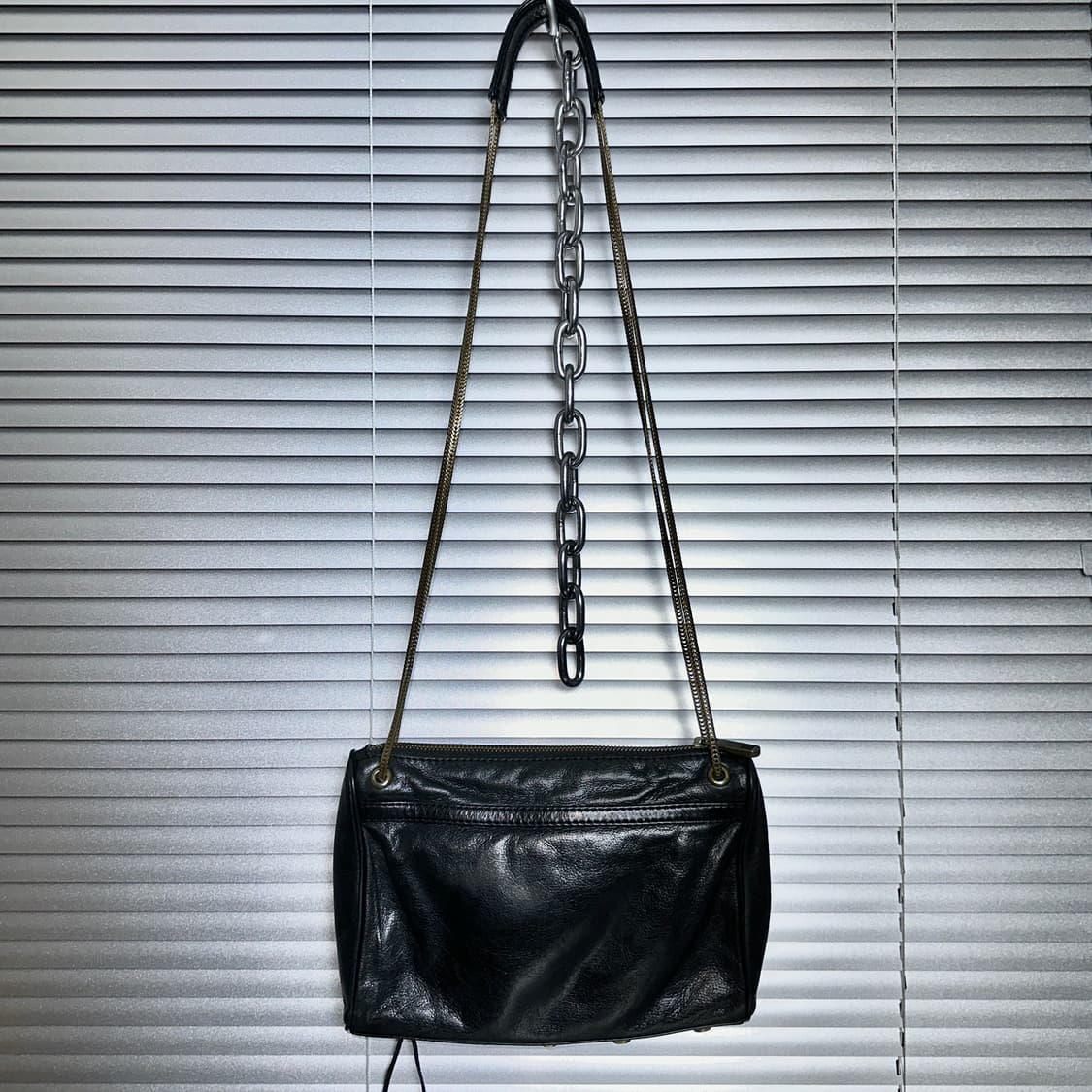 00s 레베카 민코프 앤틱 브라스 크로스백 상품이미지5