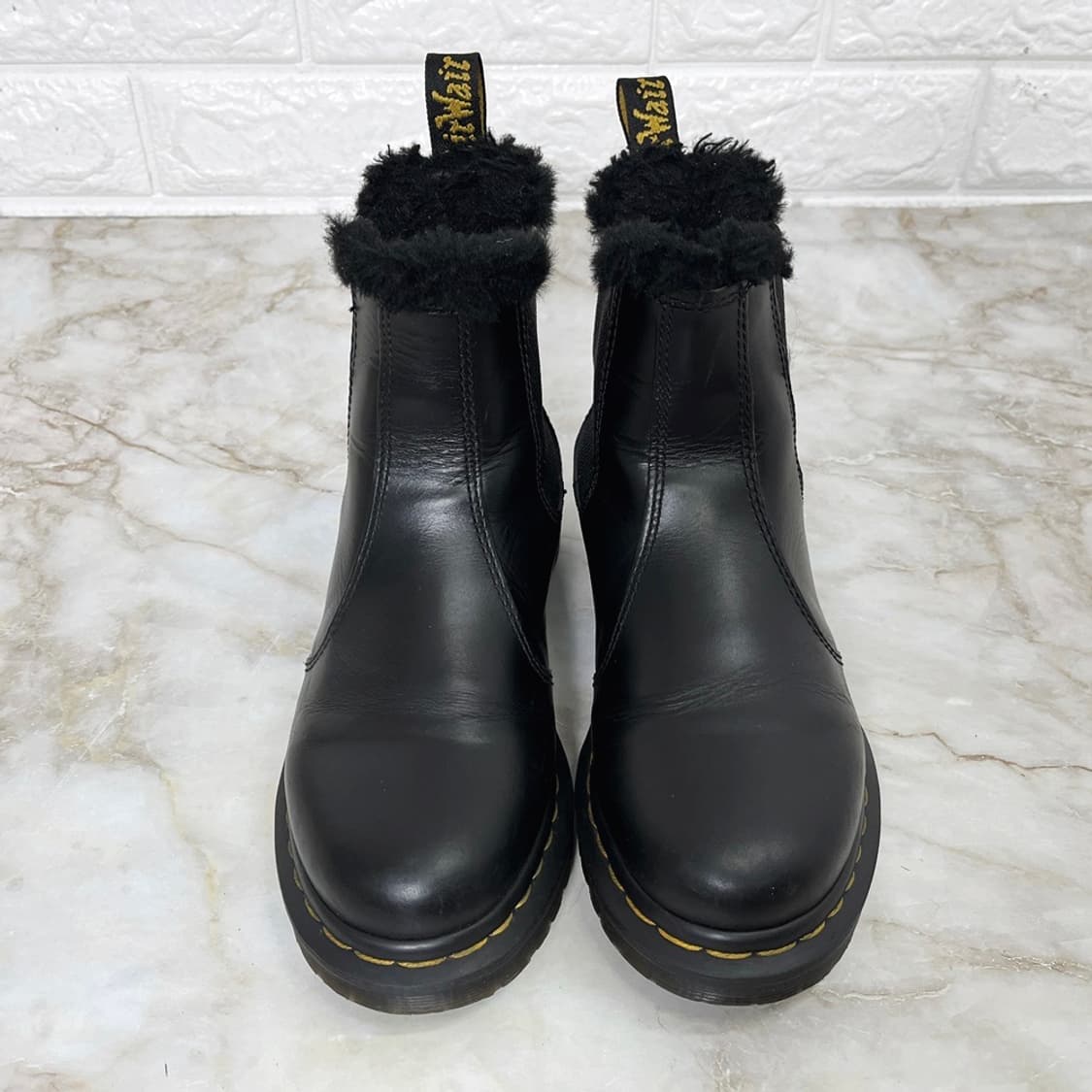 닥터마틴 2975 레오노어 퍼 첼시부츠 상품이미지2