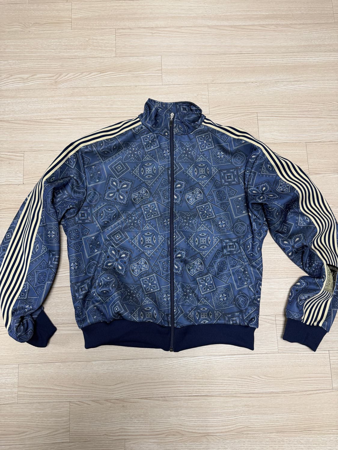 캐피탈 반다나 트랙 상품이미지1