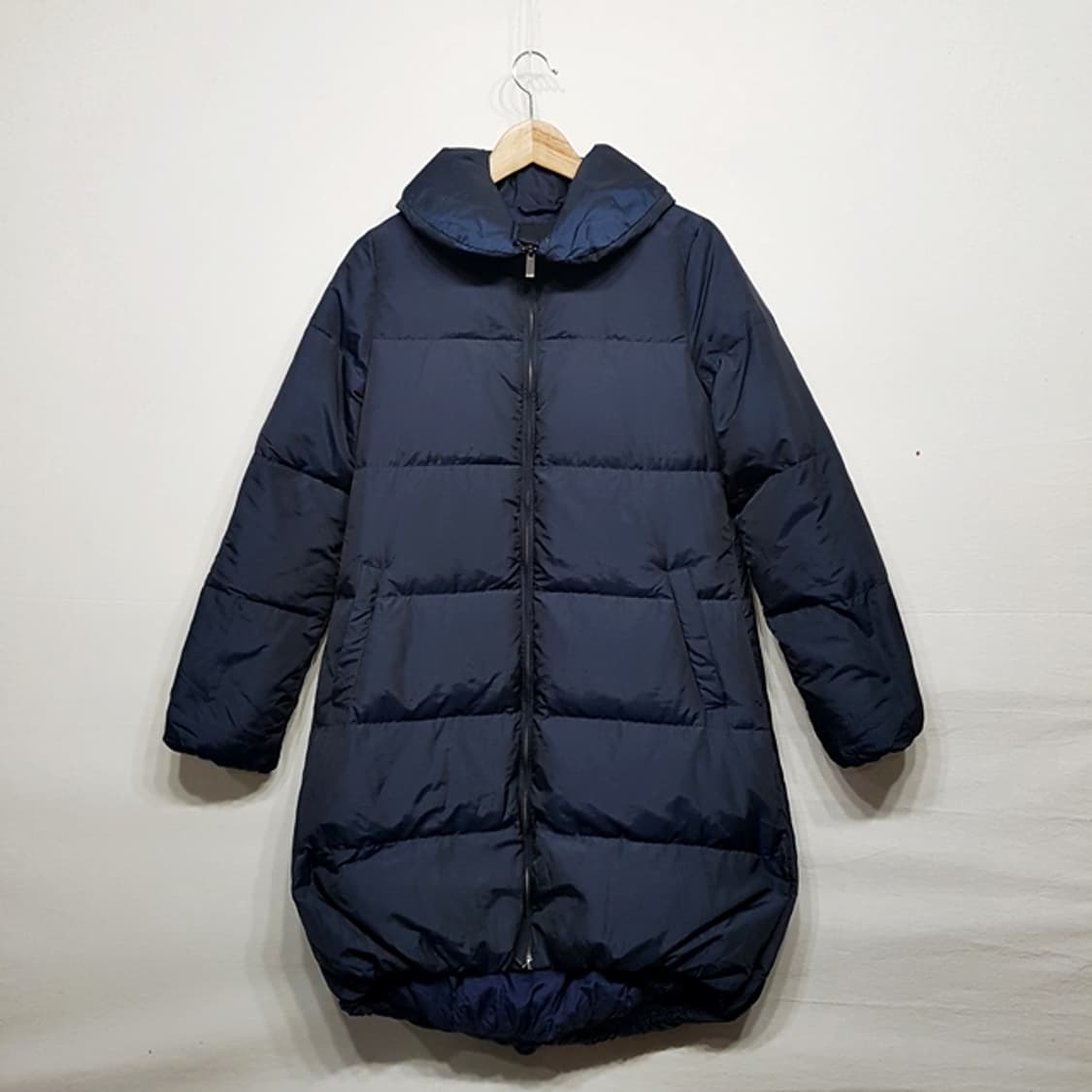 theory 띠어리 다운 롱 패딩 네이비 상품이미지1