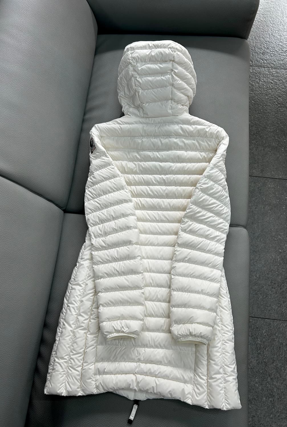 파라점퍼스 아이린 퀼팅 화이트 롱 경량 다운패딩(XS) 상품이미지7