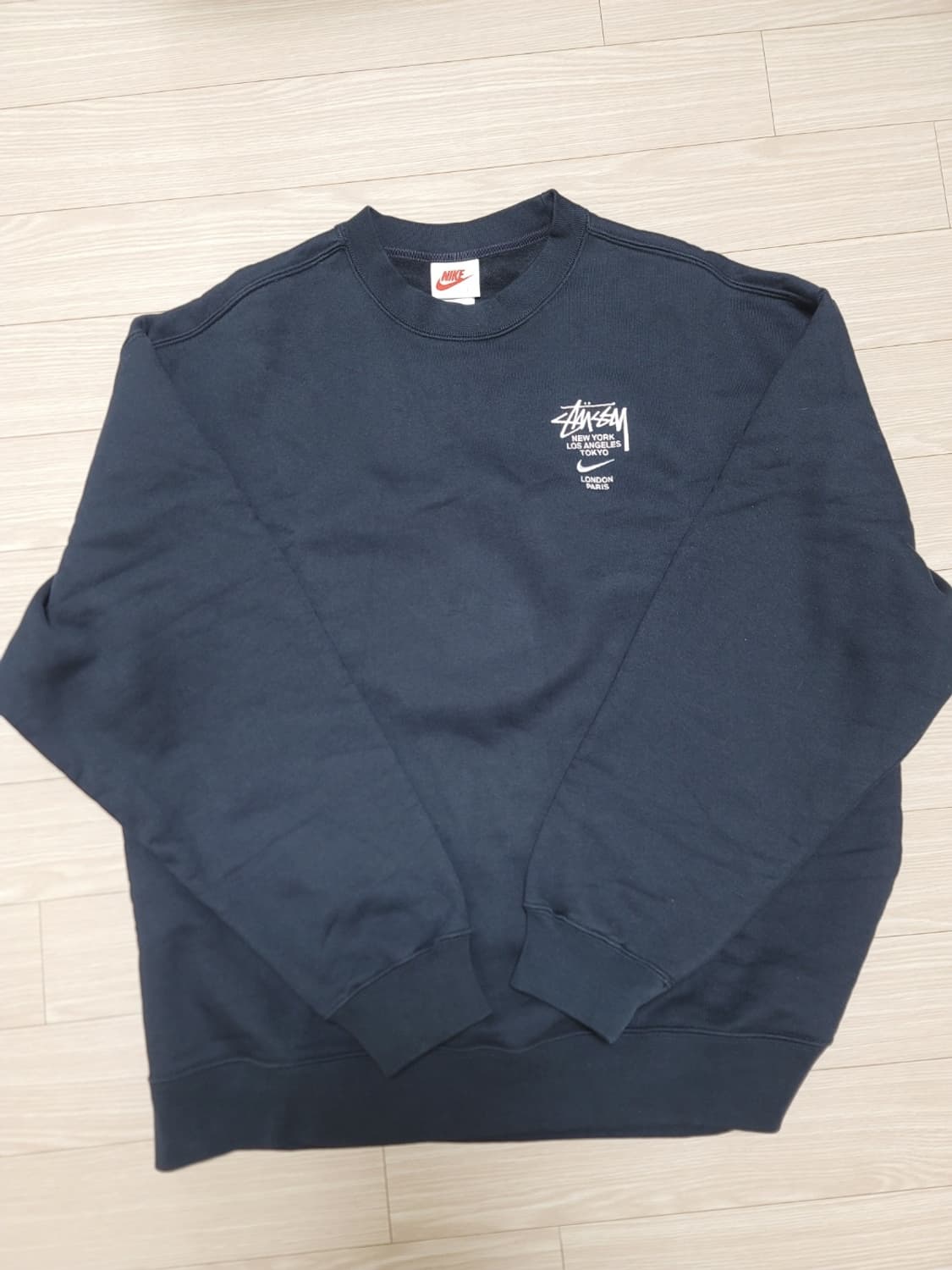 [L] 나이키 스투시 크루넥 블랙 2.0 상품이미지1