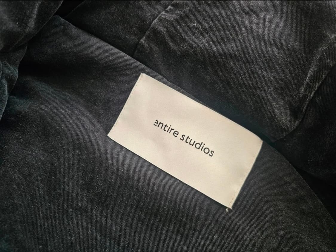 엔타이어스튜디오 패딩(정품, 새제품컨디션, 사이즈 : S) 상품이미지4