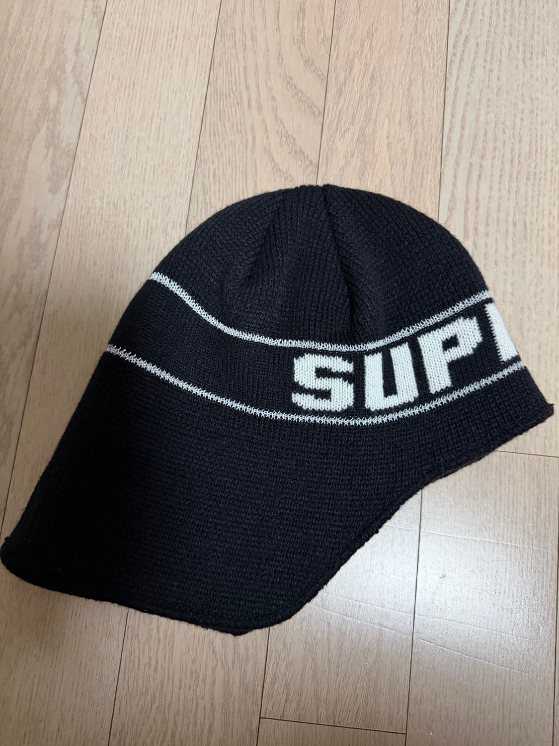 슈프림 이어플랩 비니 블랙 - 23FW 블랙 상품이미지2