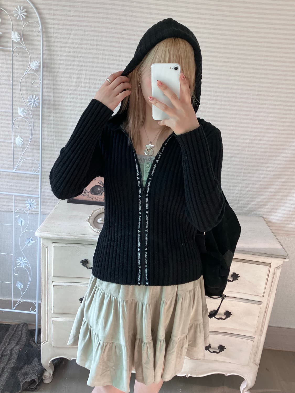 jpn vintage 블랙 슬림핏 후드 니트 집업 상품이미지1