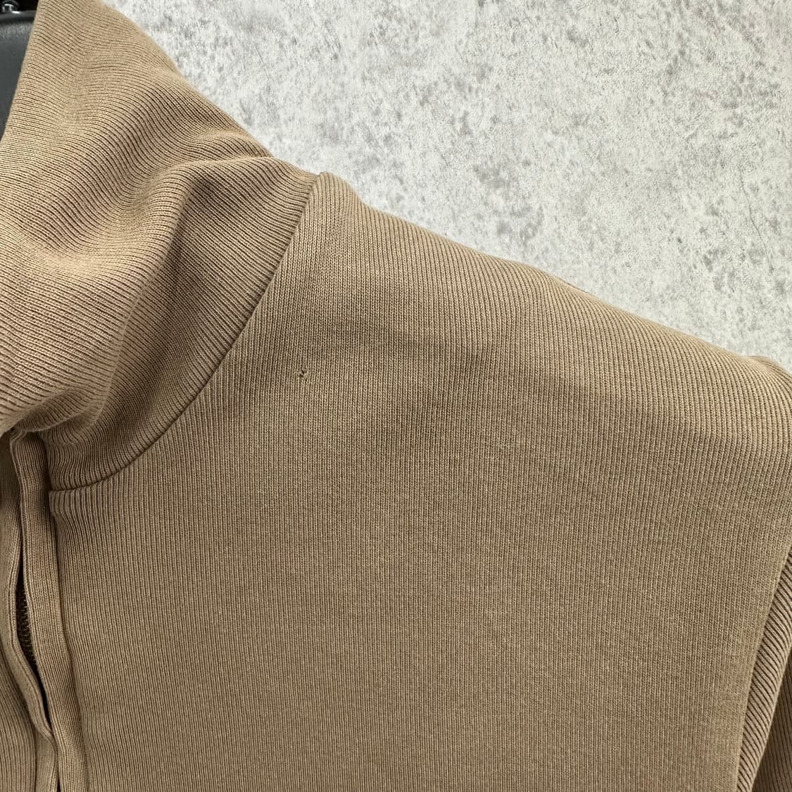 100 휴고보스 여자 반집업 니트 상품이미지6