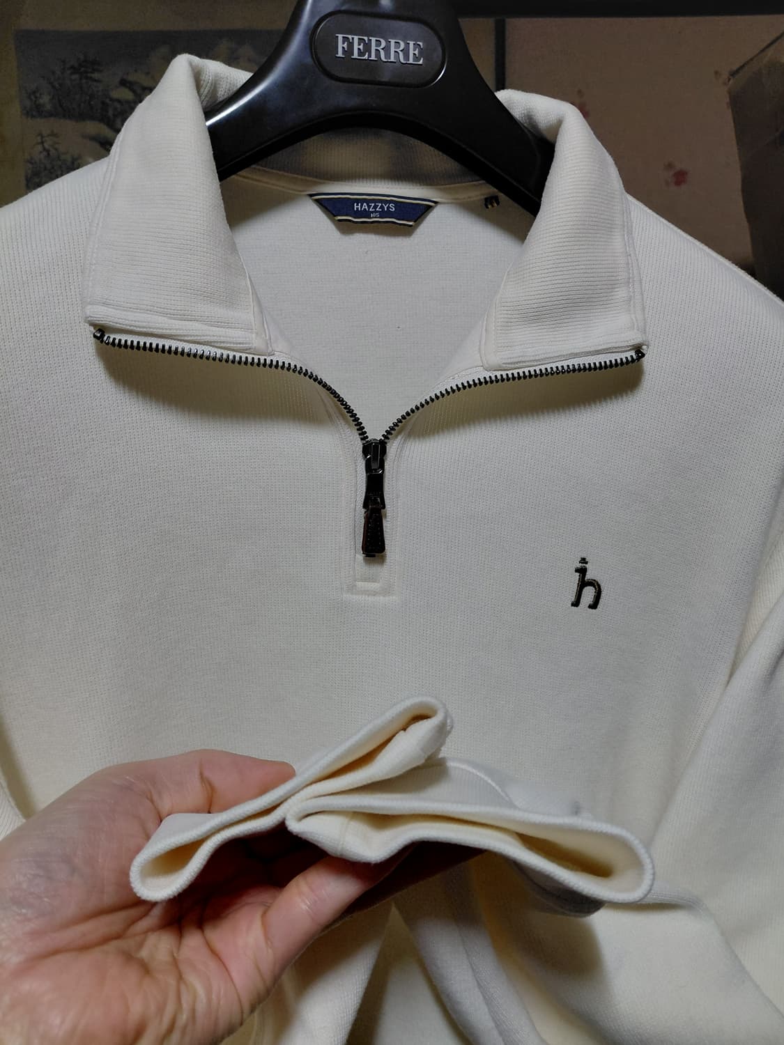 [헤지스]사카리바 하프집업 티셔츠 105사이즈  상품이미지9