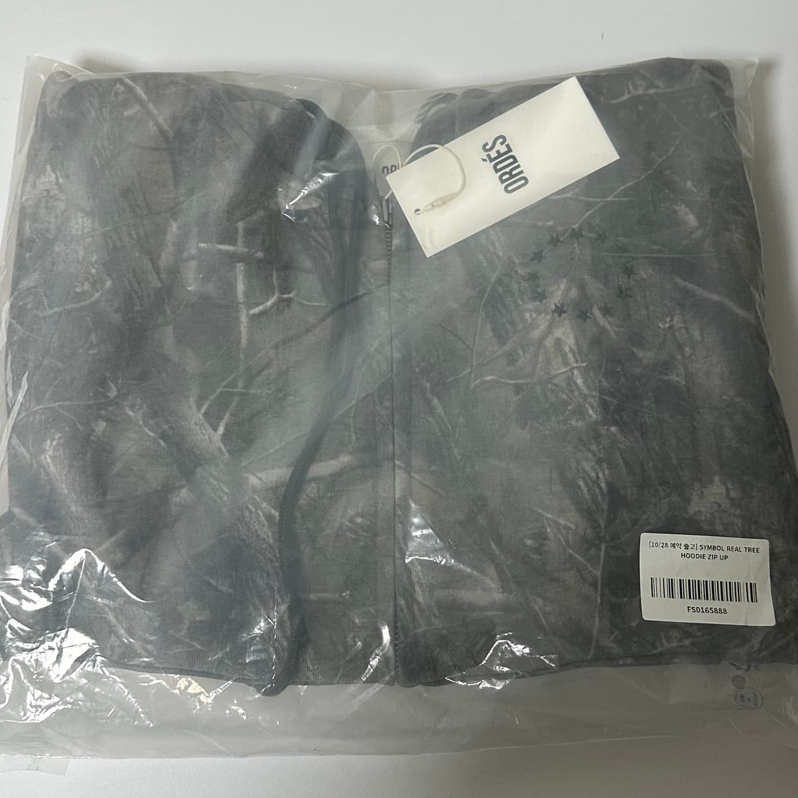 [새제품] 오데스 리얼트리 후드집업 상품이미지4