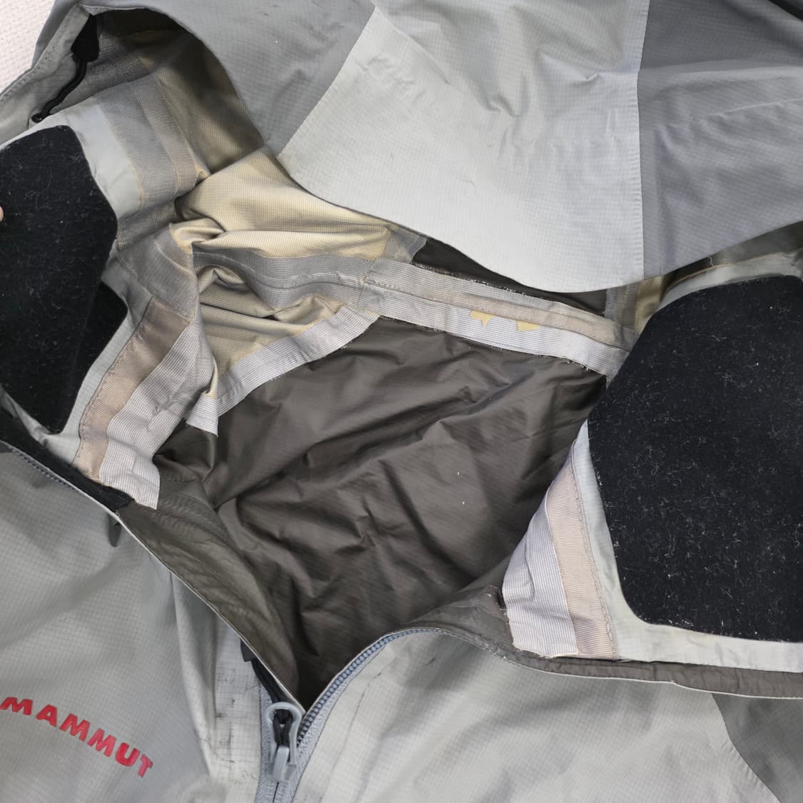 [실측] 마무트 고어텍스 바람막이 자켓 0223J 상품이미지5