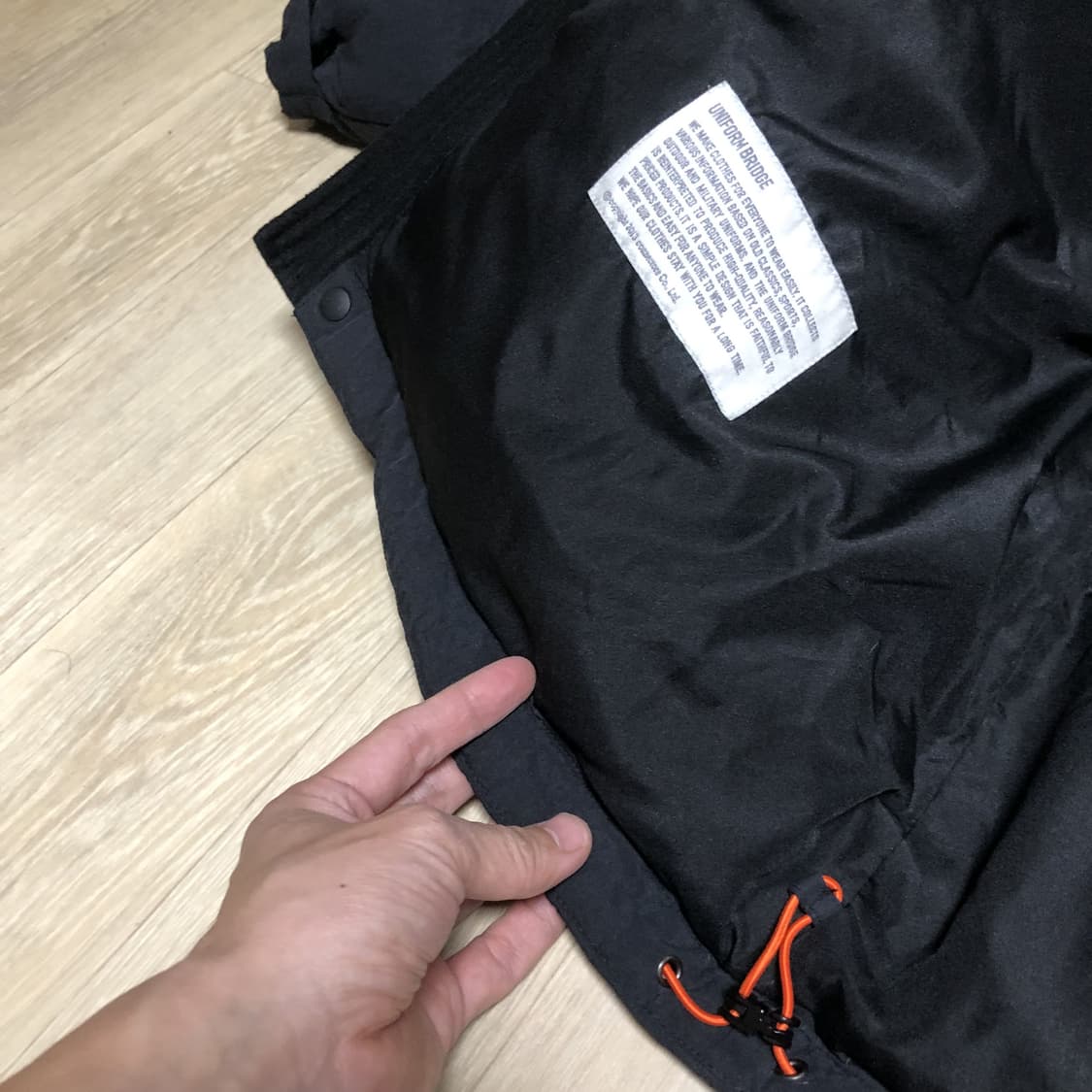 (L) 유니폼브릿지 UNIFORM BRIDGE 덕다운 푸퍼 패딩 블랙 상품이미지7