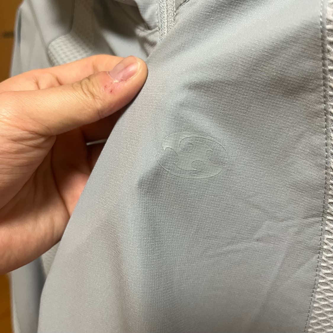 [2] 산산기어 메쉬 바람막이 스카이블루 25SS 상품이미지4