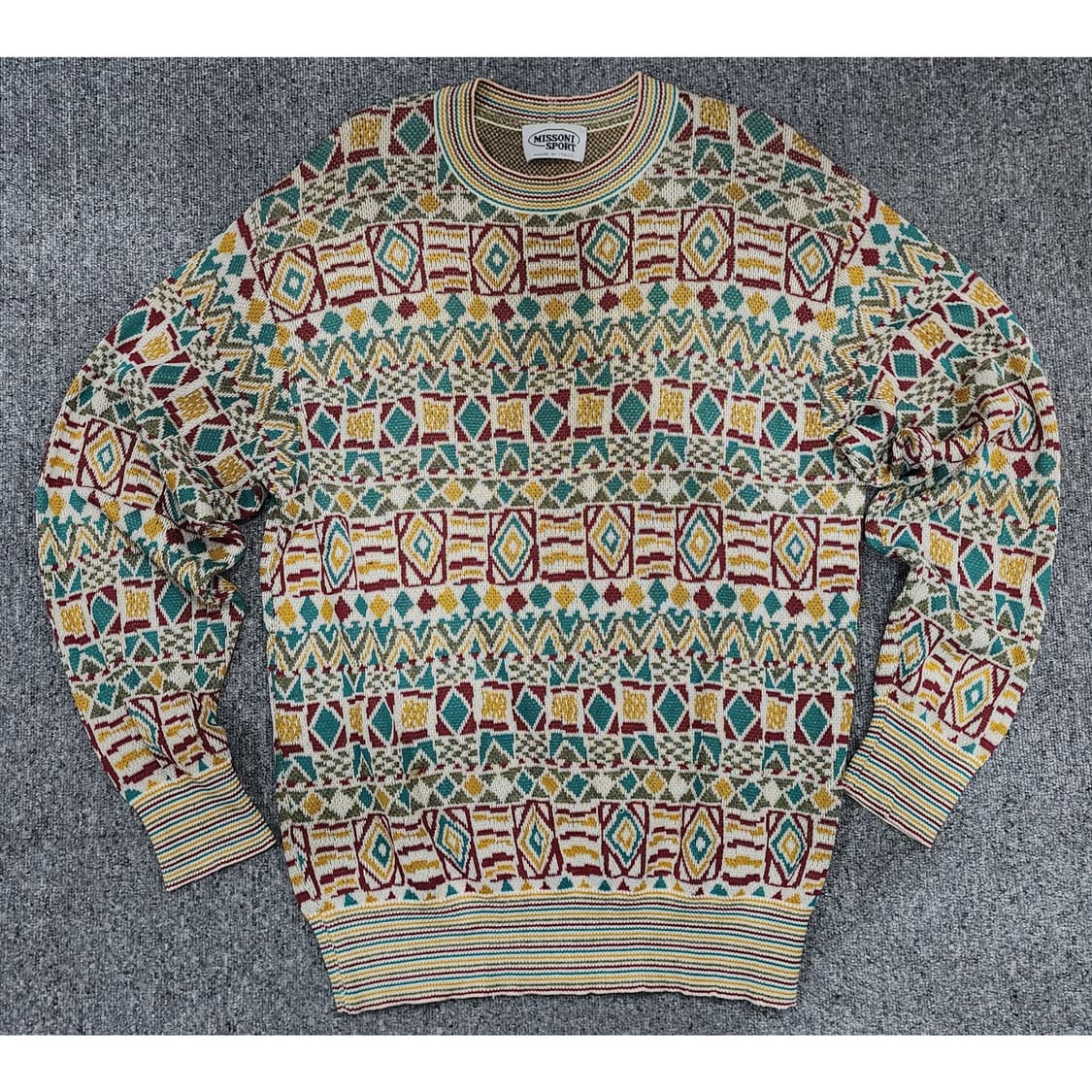 미쏘니 스포츠 빈티지 기하학 패턴 니트 M 상품이미지1