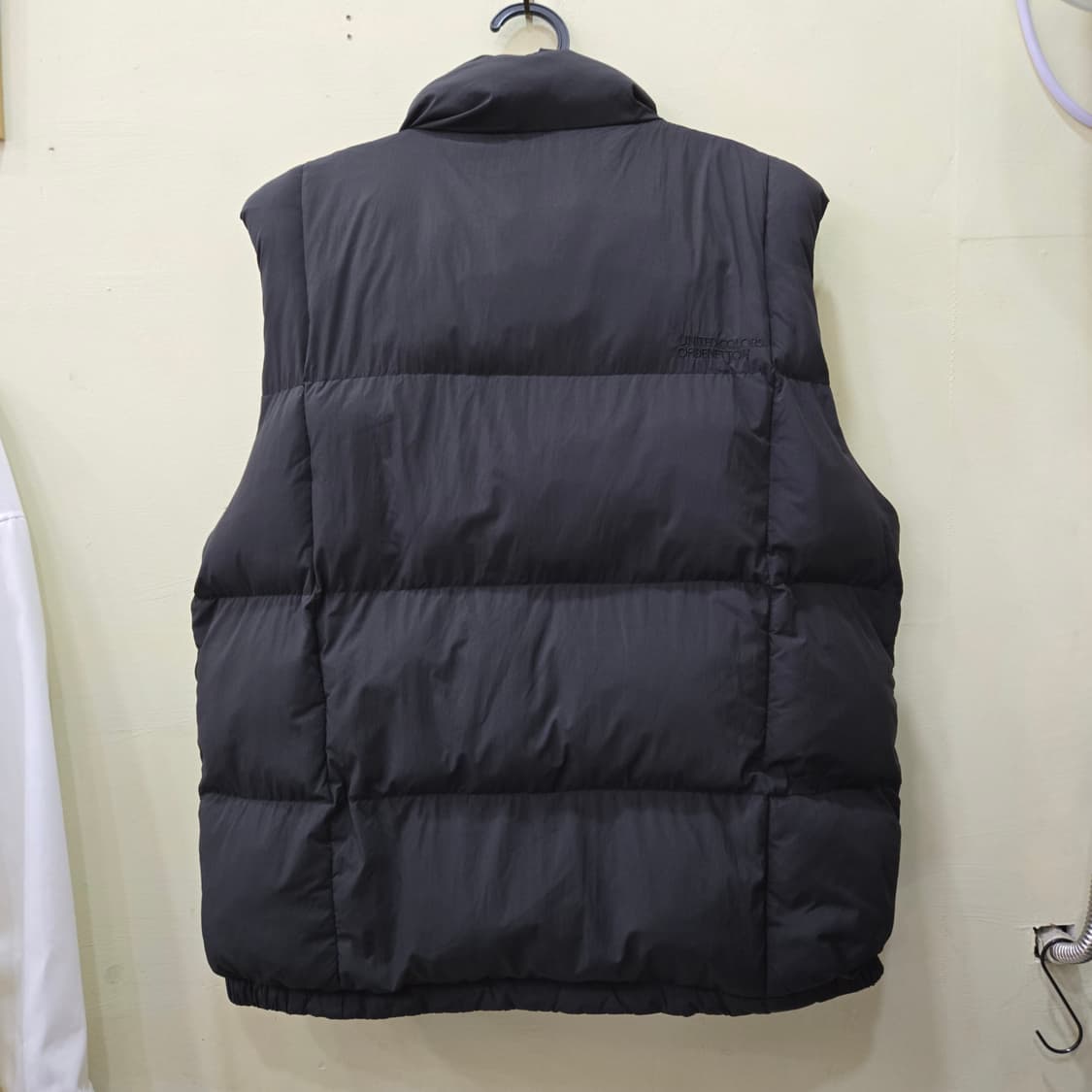 [2XL] BENETTON 양면 패딩 베스트 (블랙/그린) 상품이미지6