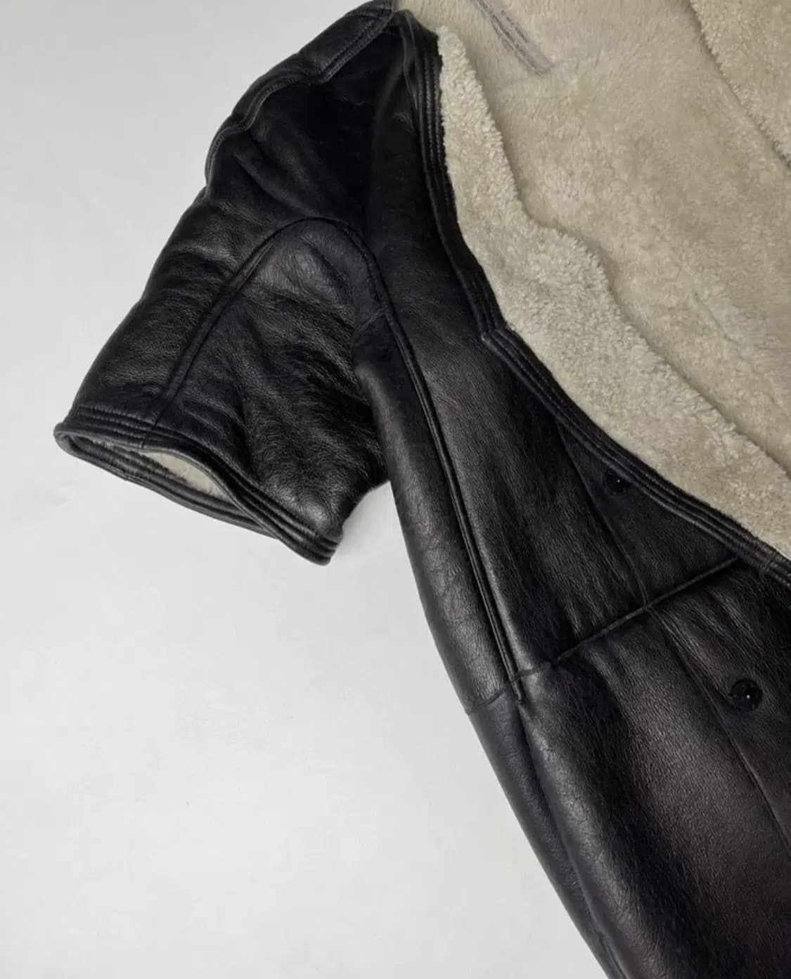 릭 오웬스 SPHINX F/W 15 코트(시어링-램스킨)해외발송 상품이미지5