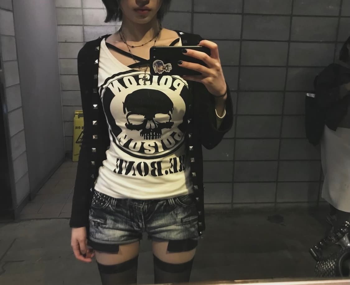 착샷ㅇ 펑크 스터드 워싱 반바지 상품이미지4