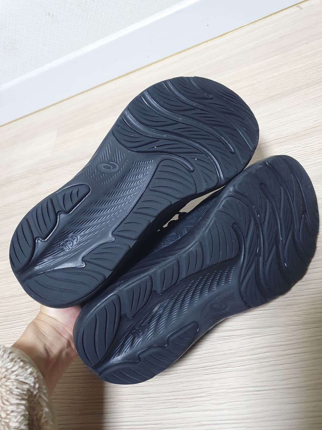 아식스 젤 컨텐드 9 와이드 운동화 270 상품이미지7