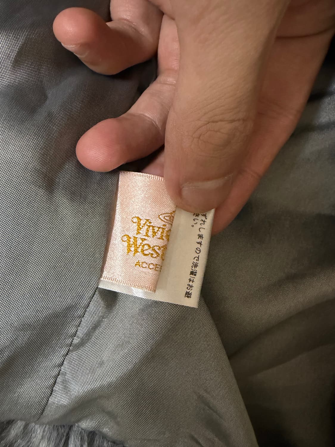 비비안 웨스트우드 퍼 머플러 후드 상품이미지3