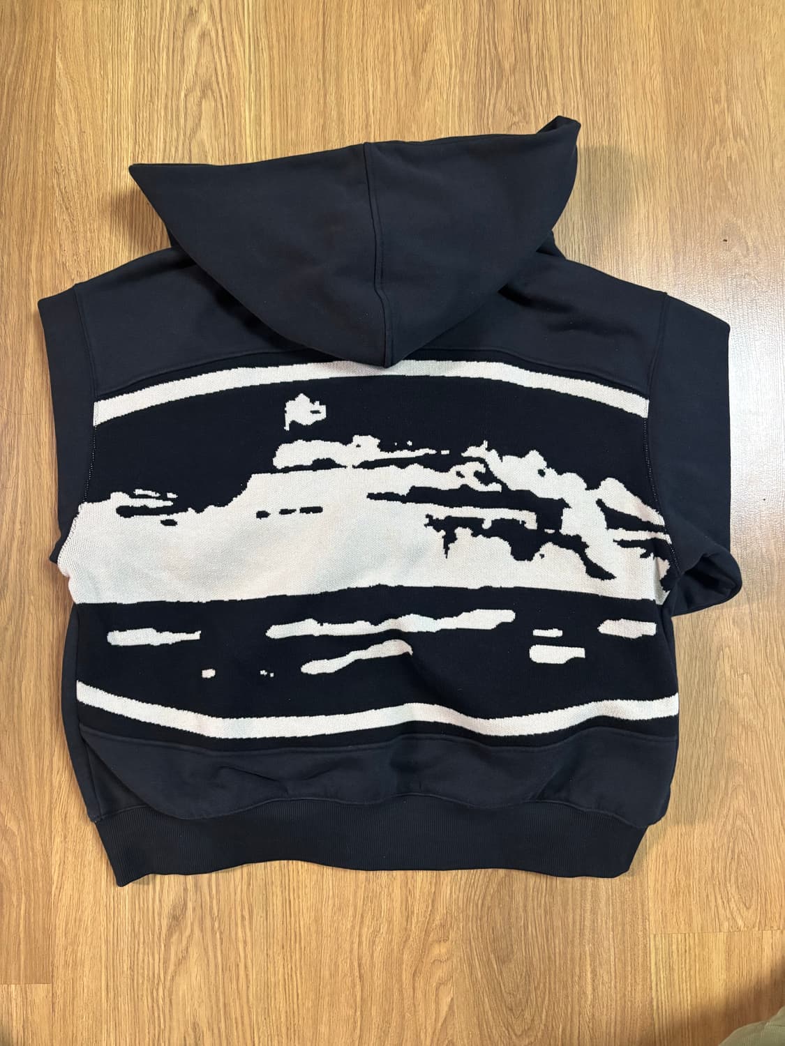 Corteiz 아일랜드 맥스드 패널 후드집업 상품이미지3