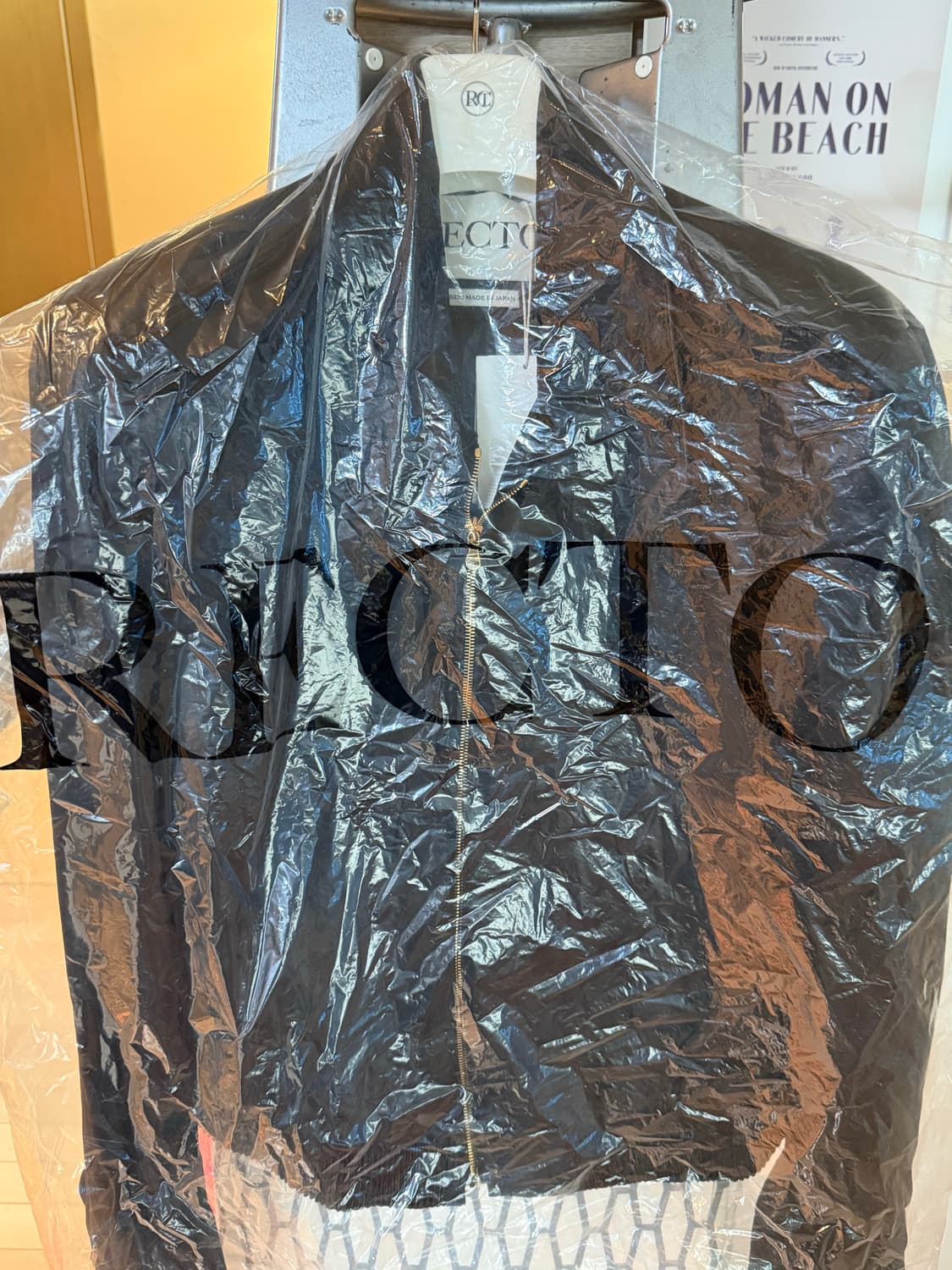 렉토 25ss 플루이드 벤 점퍼 블래 L사이즈 새상품 상품이미지2