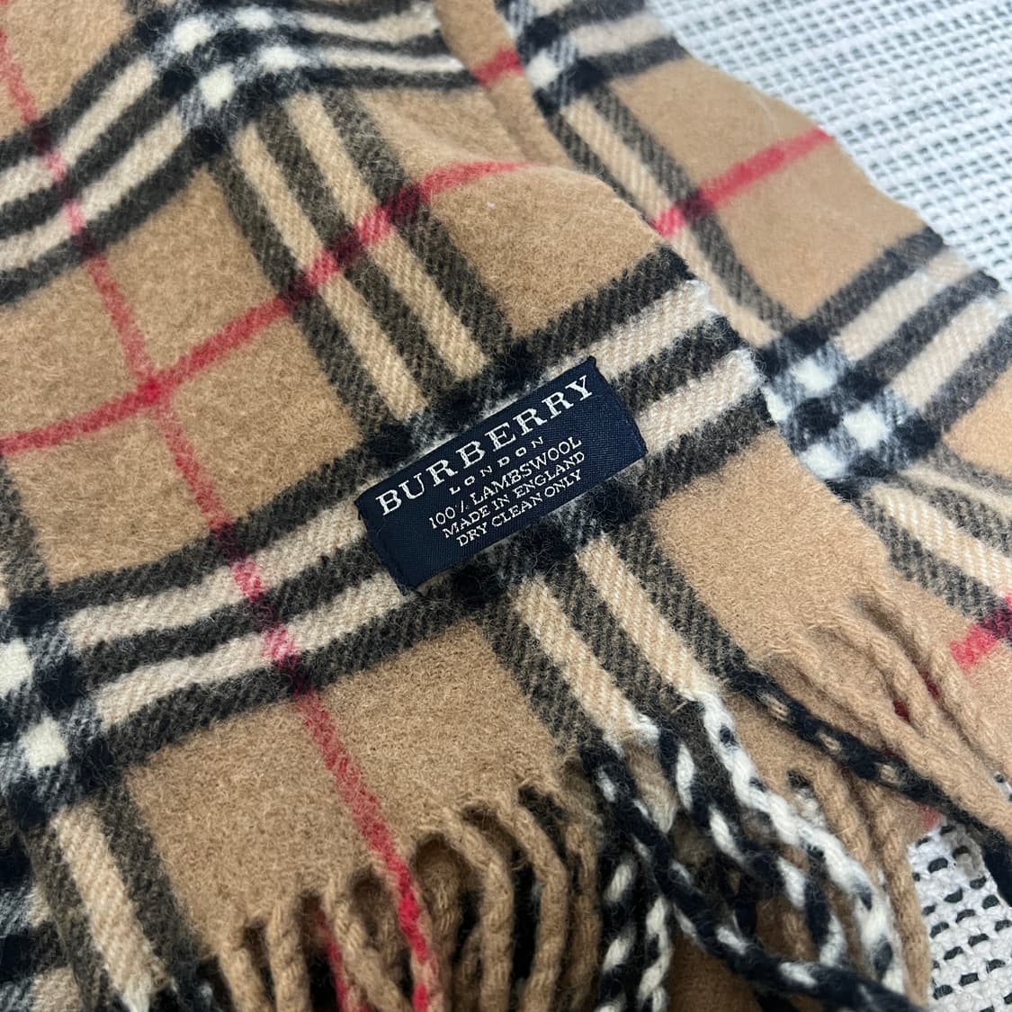 버버리 클래식 노바체크 램스울 머플러 상품이미지2