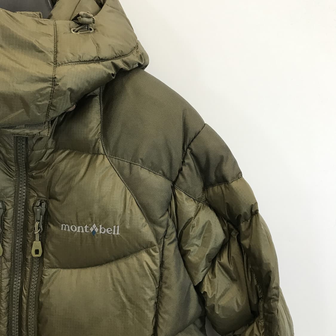 몽벨 800필 대장급 구스다운 [100] 상품이미지2