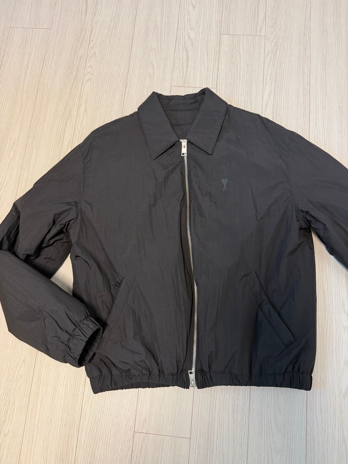 아미 AMI PARIS 톤온톤 하트로고 집업 자켓 봄버 블랙 M 상품이미지2