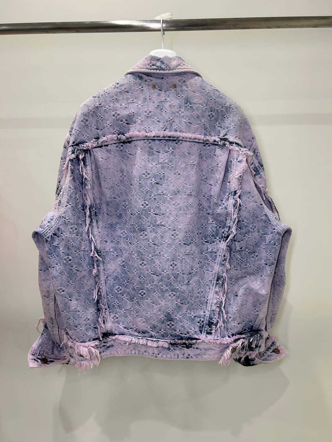 [정품/중고] 루이비통 프린지드 모노그램 데님 자켓 상품이미지2